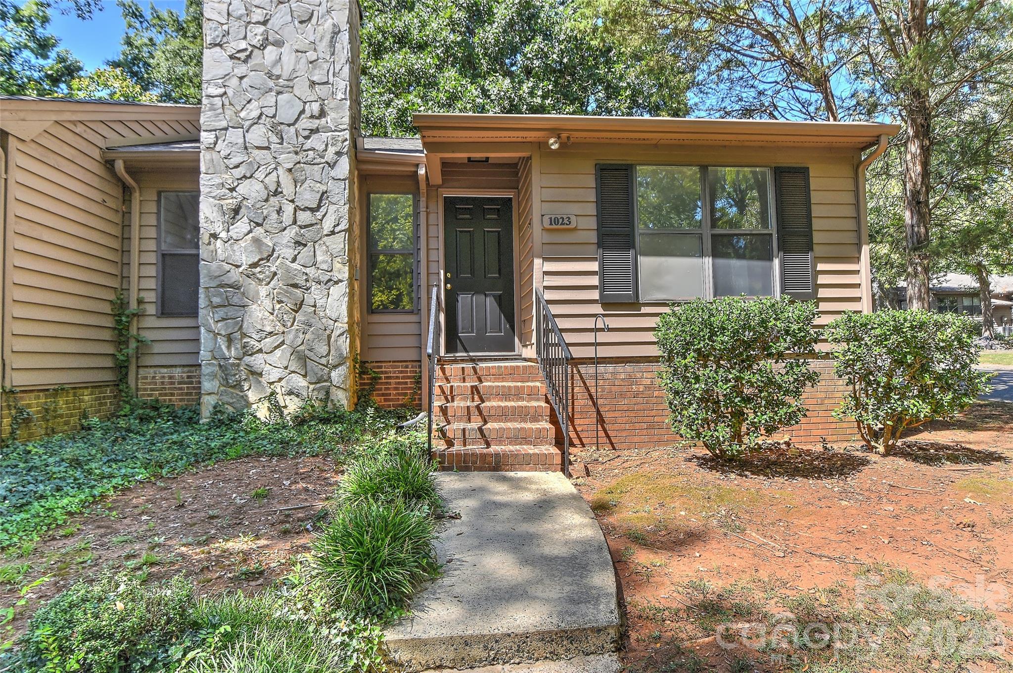 1023 Cranberry Circle Property Photo 1