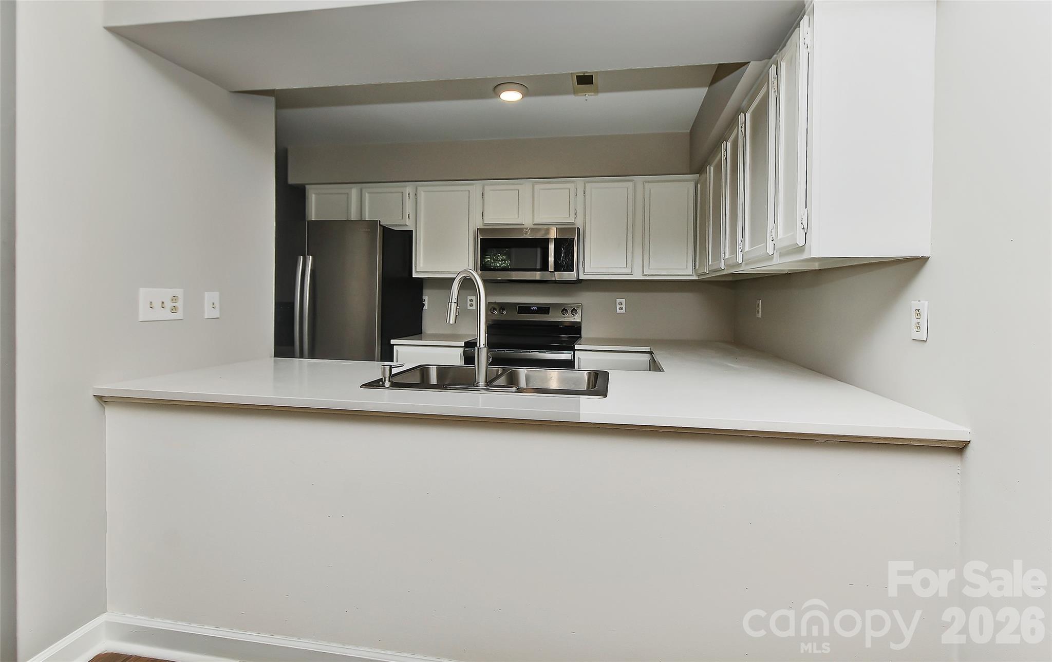 1023 Cranberry Circle Property Photo 5