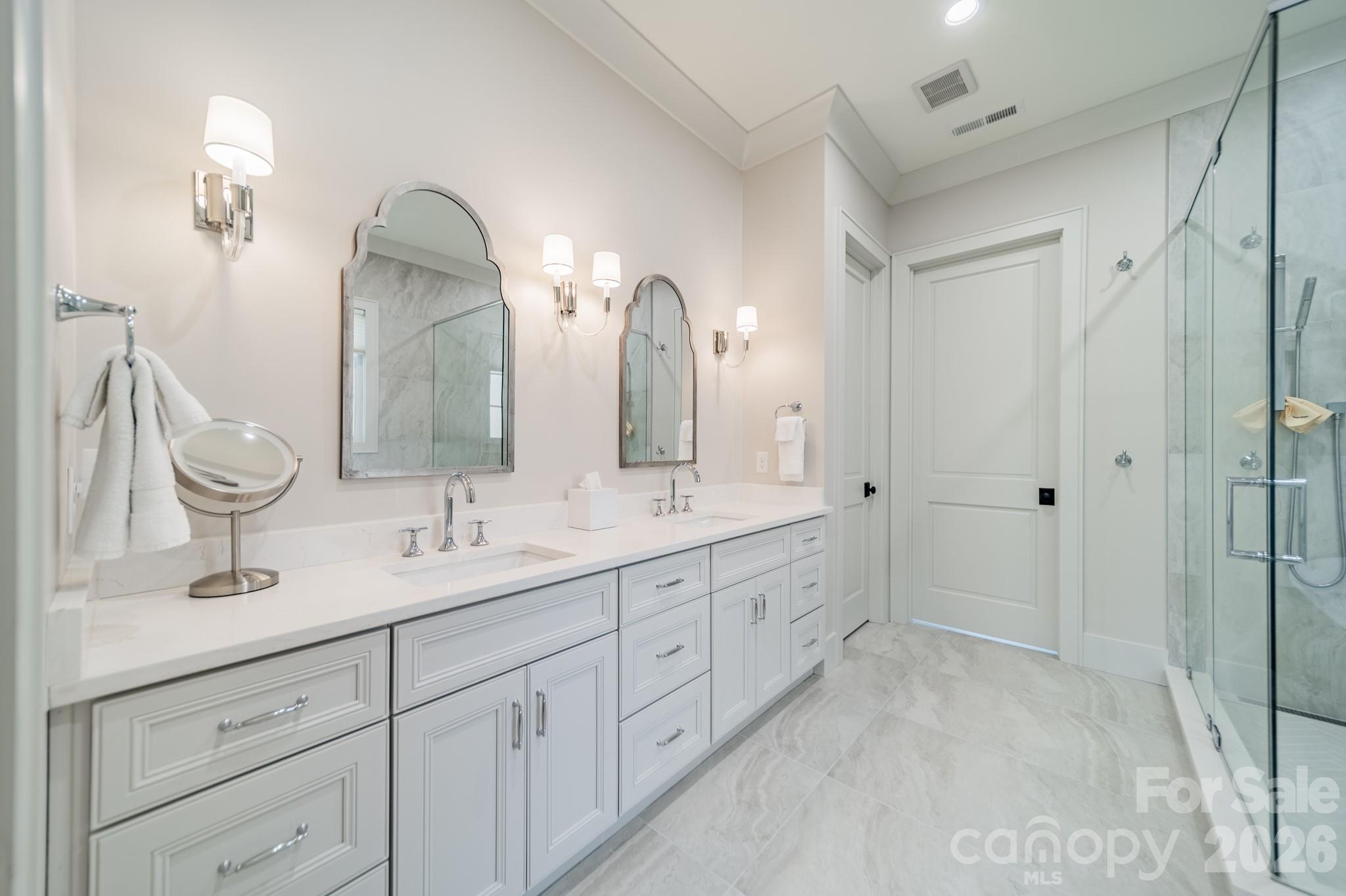 3319 Gresham Place Property Photo 14