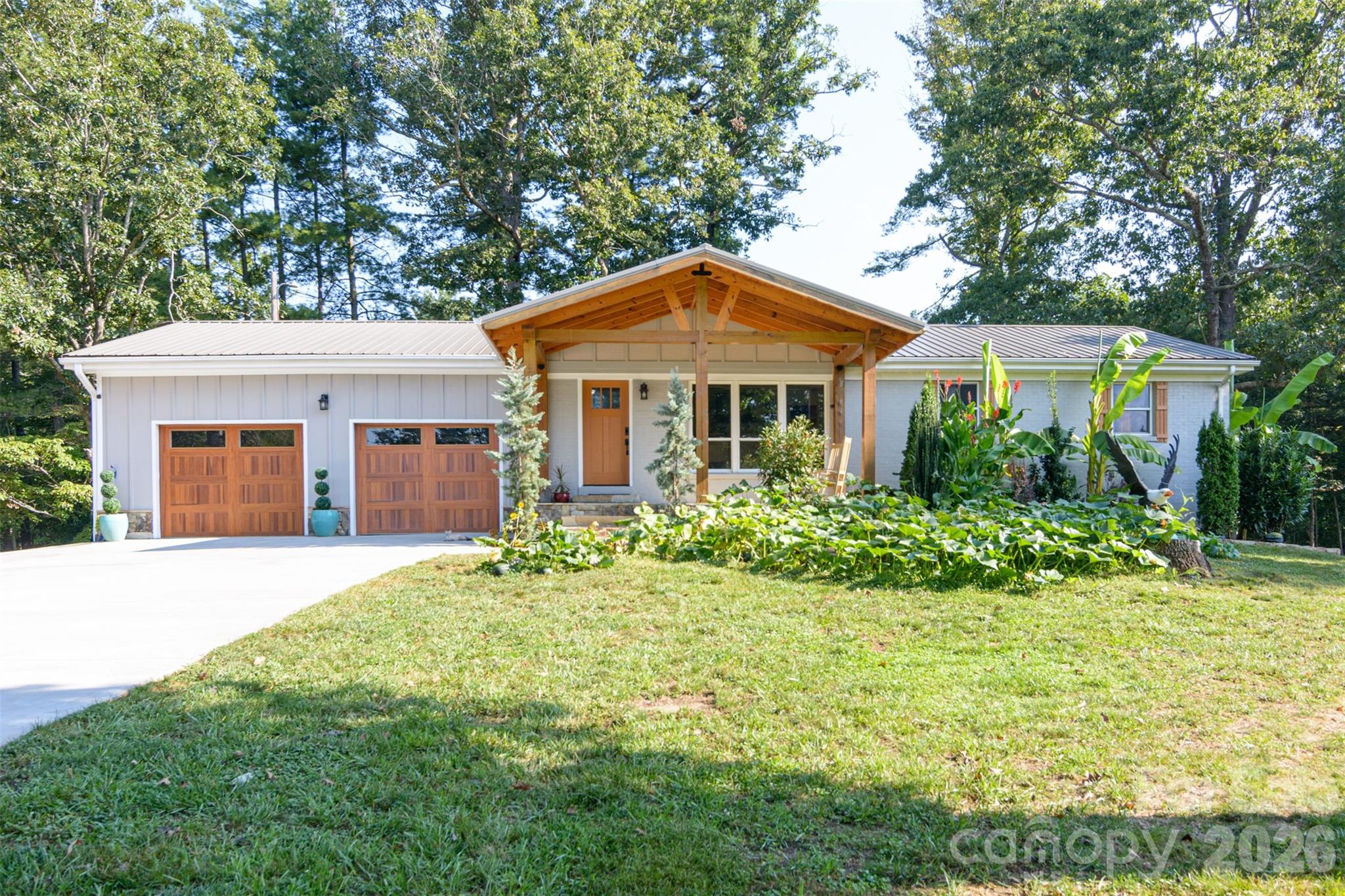 609 Old Mars Hill Highway Property Photo 19