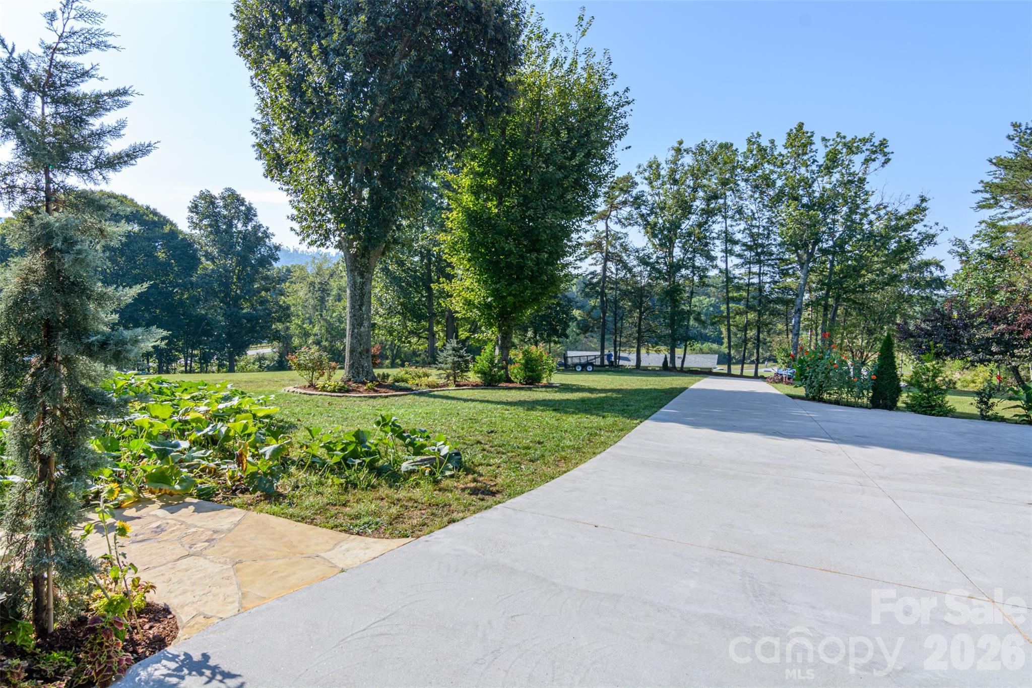 609 Old Mars Hill Highway Property Photo 26