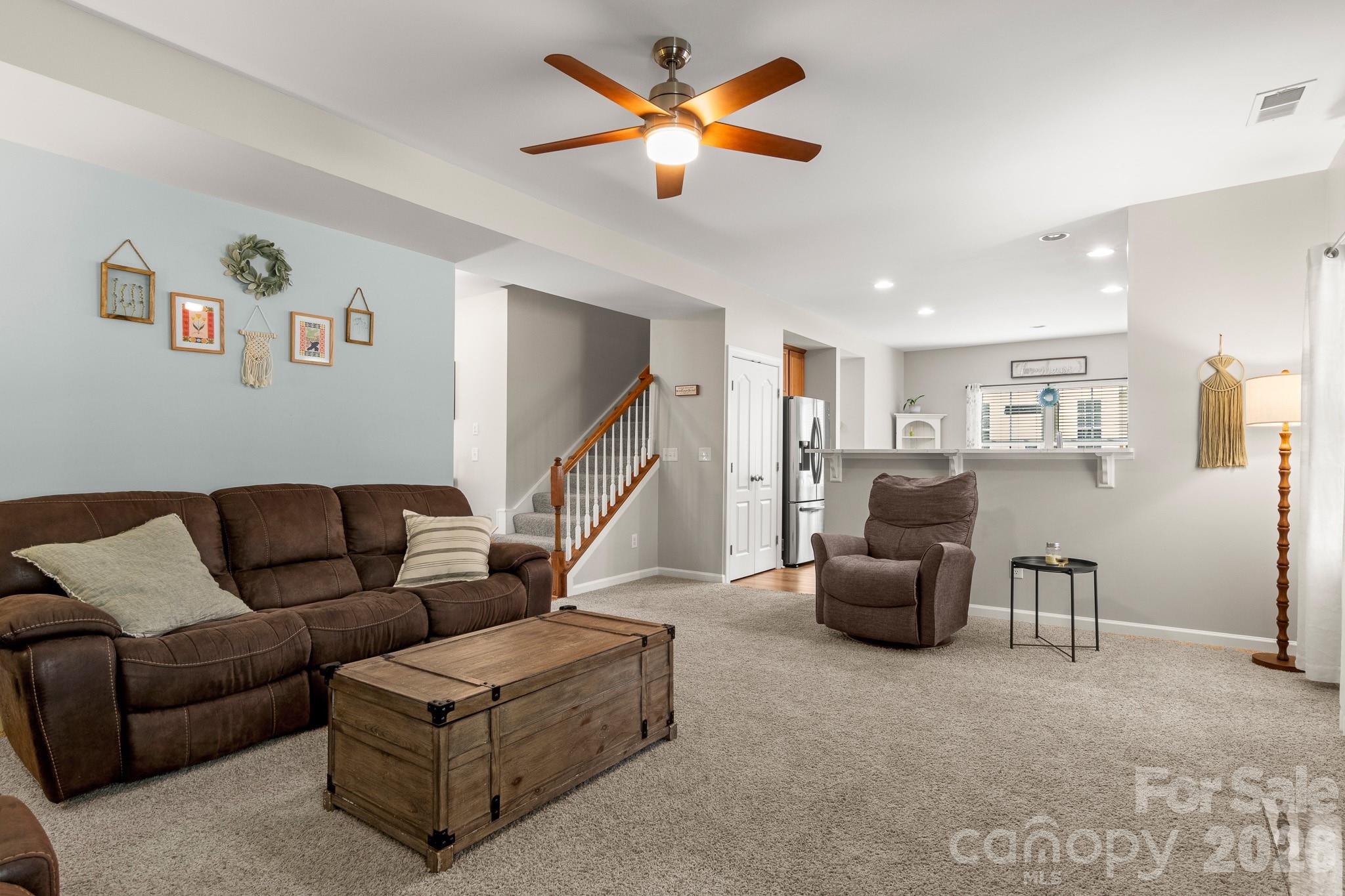 338 Lorraine Road Property Photo 15