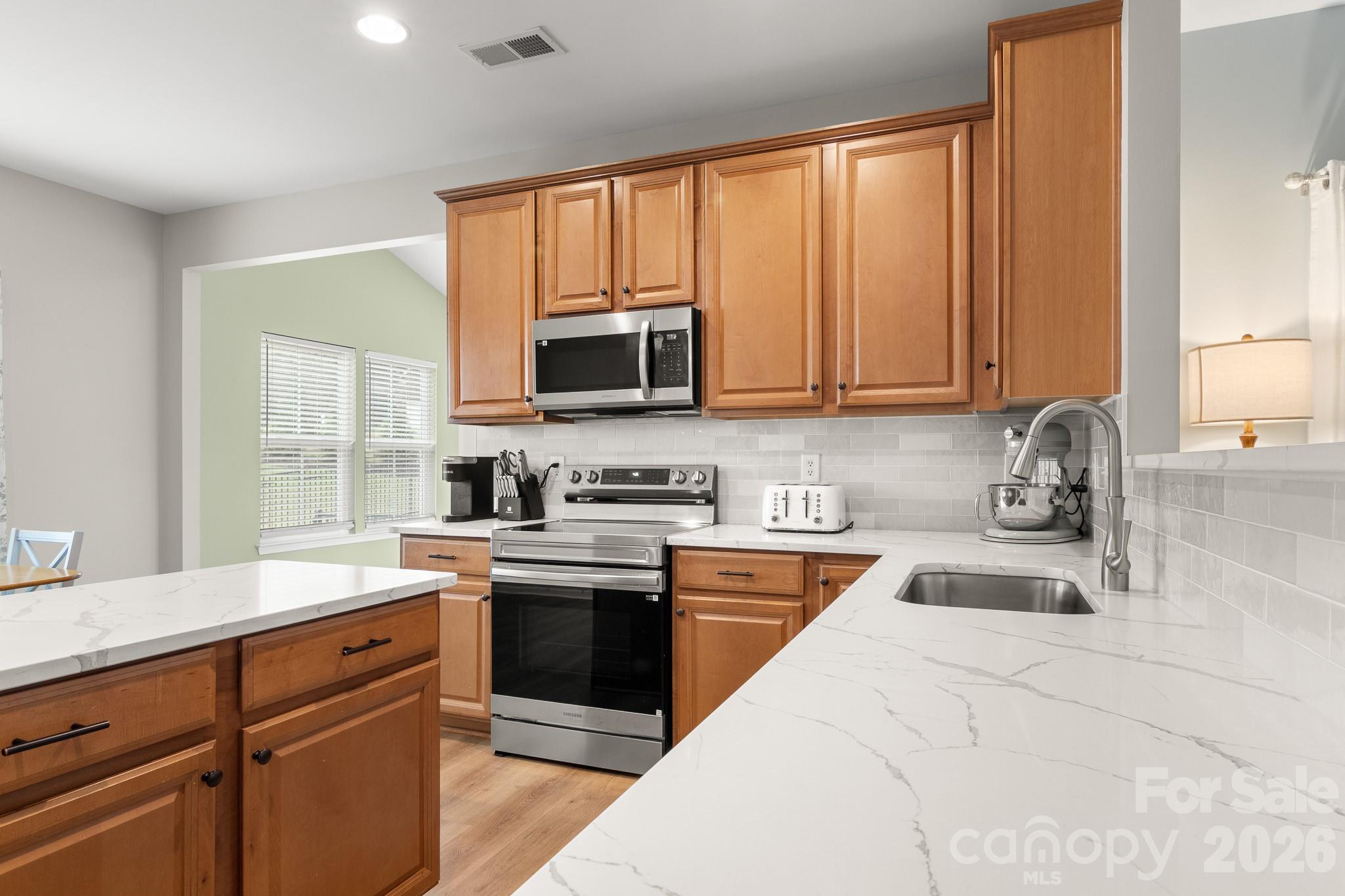 338 Lorraine Road Property Photo 21