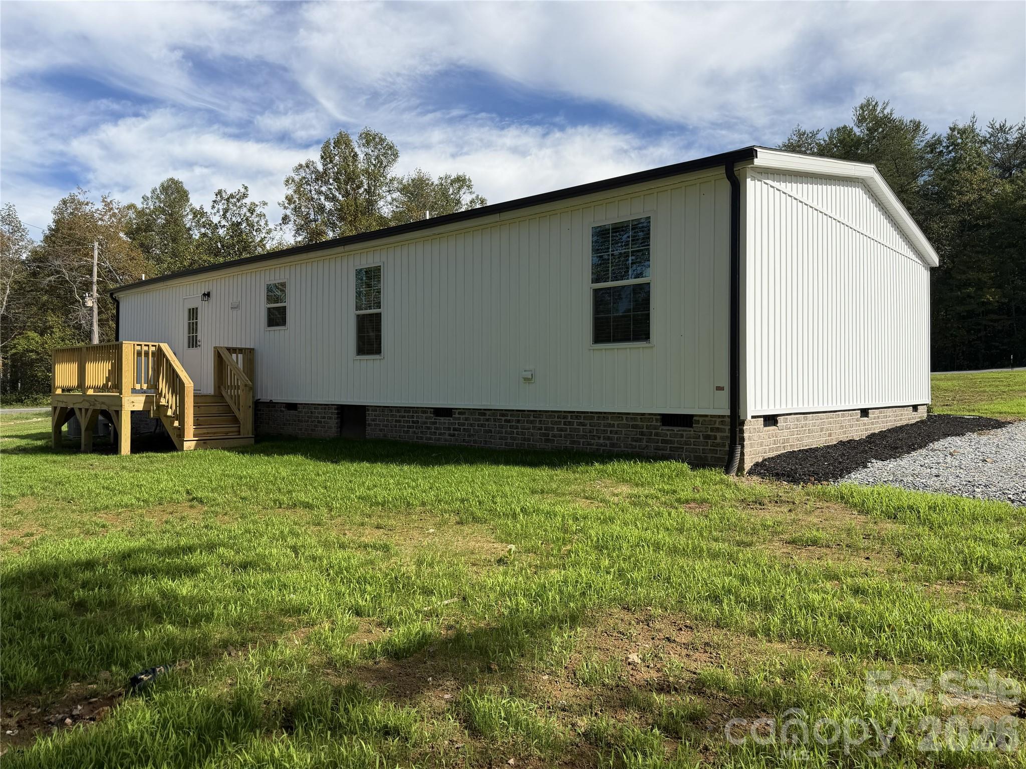 2735 Piney Road Property Photo 3
