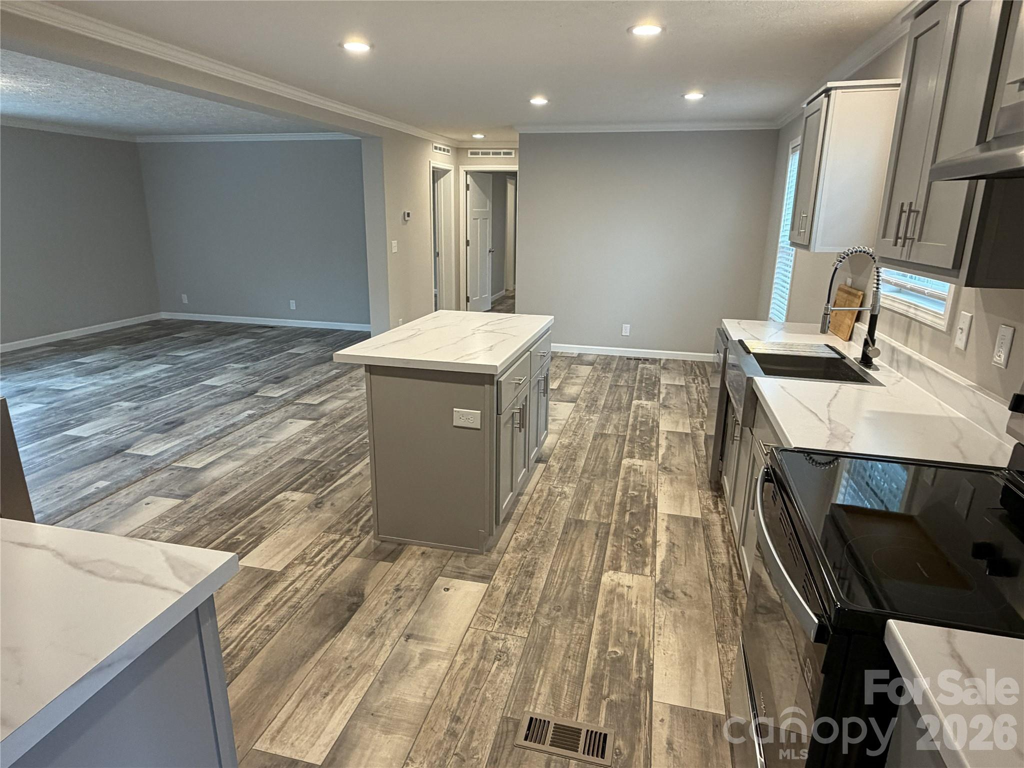 2735 Piney Road Property Photo 13