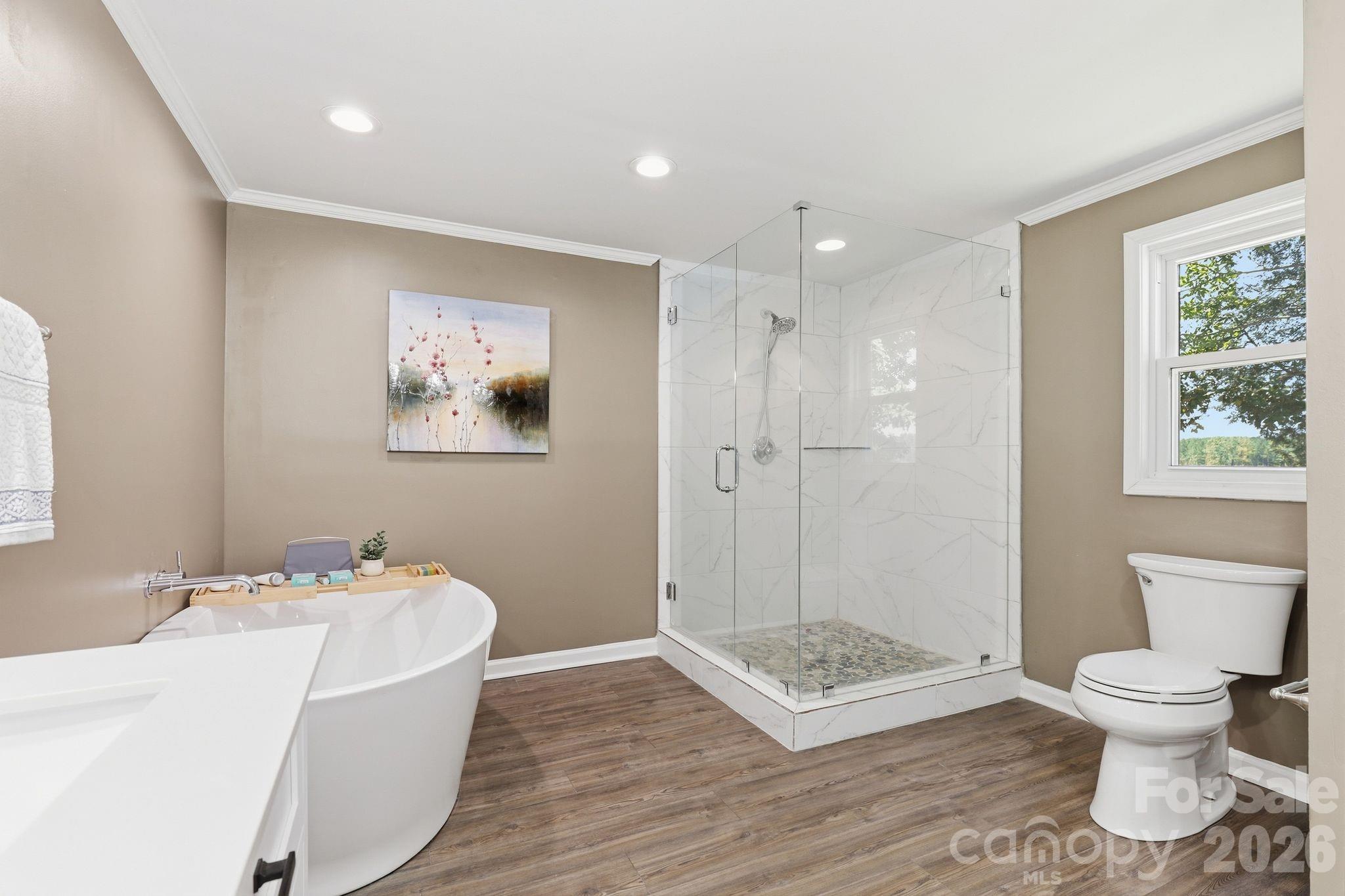 380 Lake Landing Drive Property Photo 15
