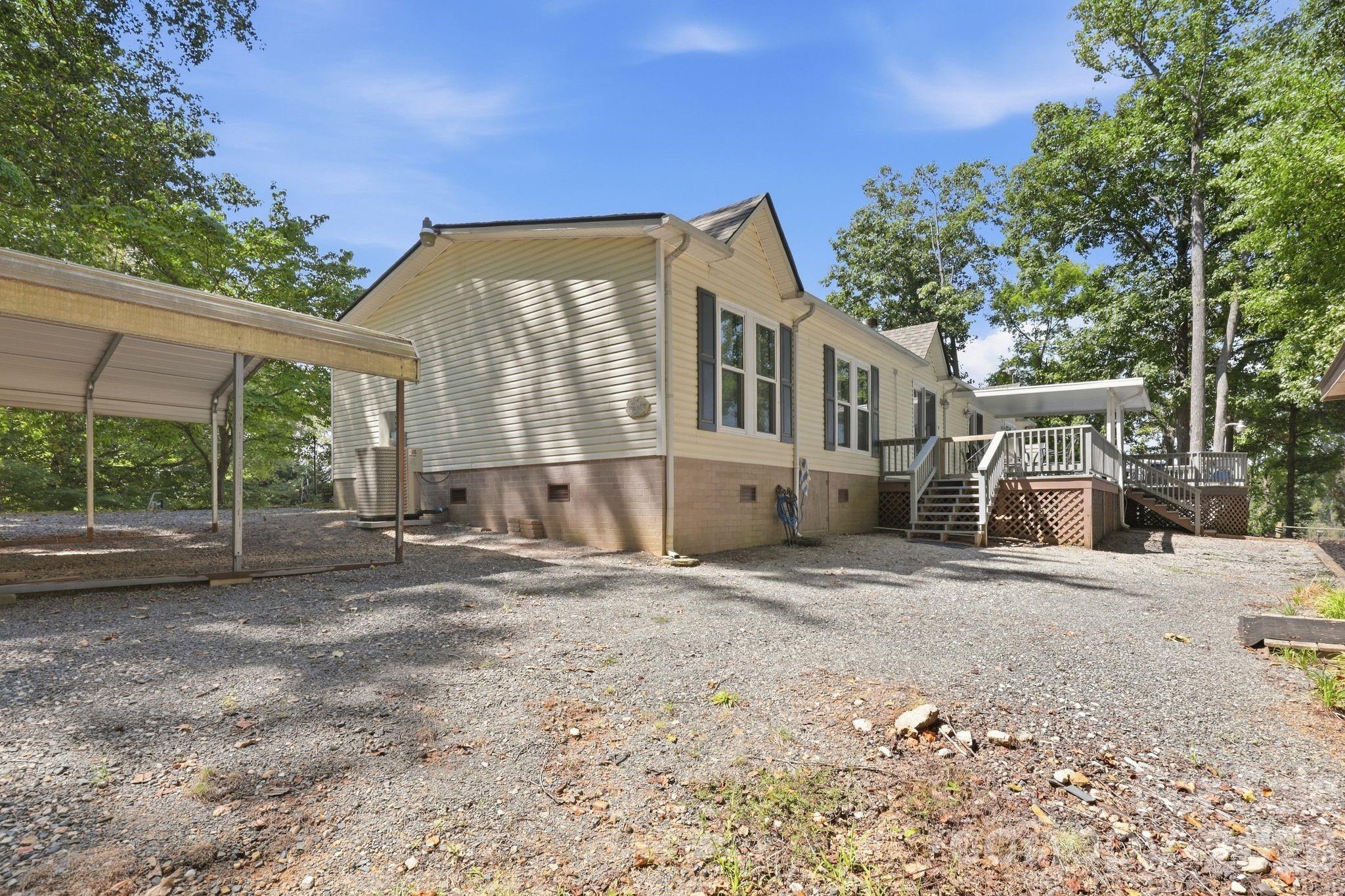 380 Lake Landing Drive Property Photo 31