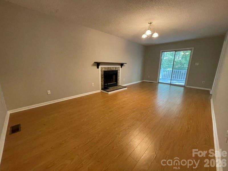 3705 Sandberry Drive Property Photo 4