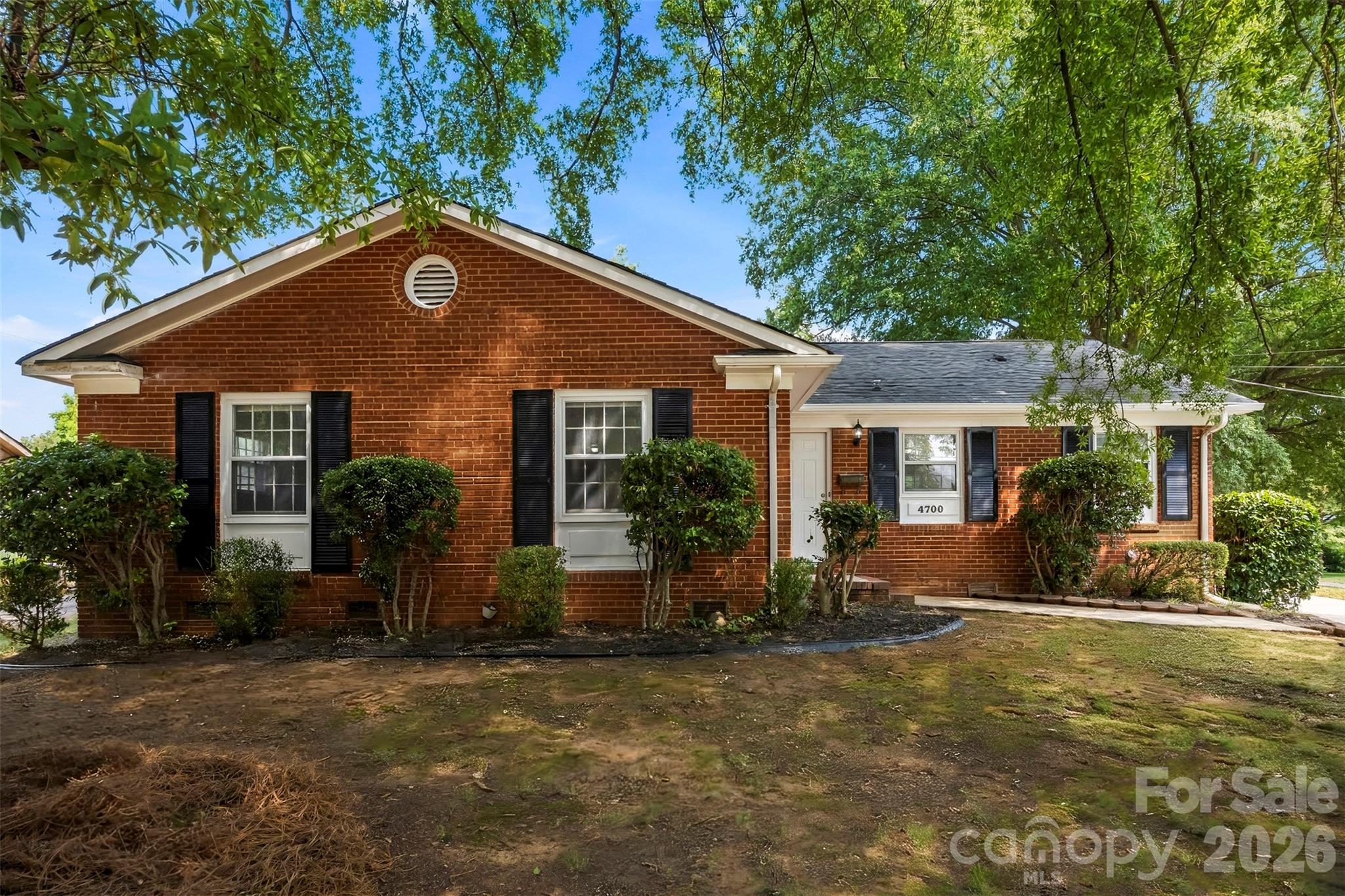 4700 Woodway Place Property Photo 1