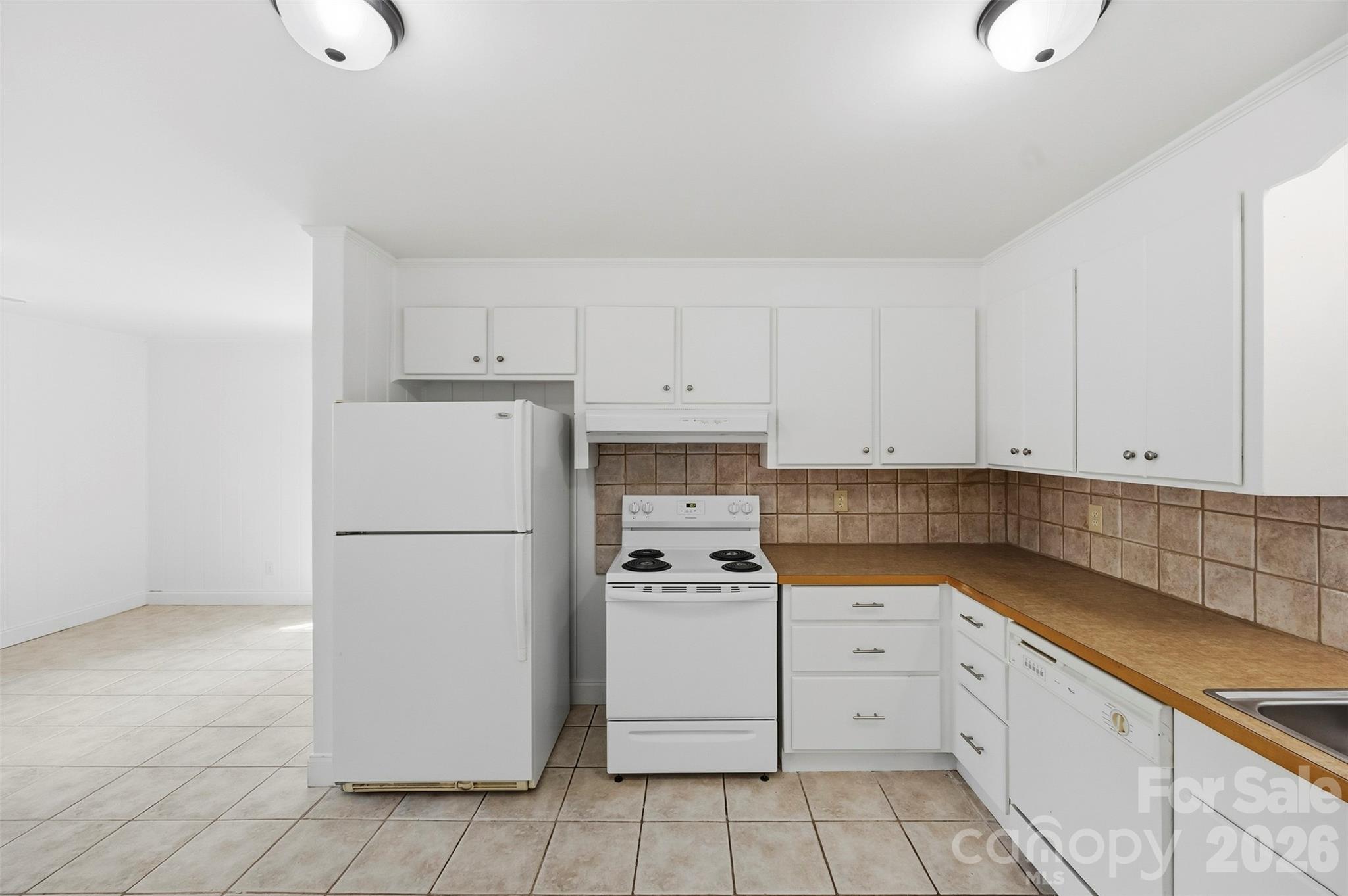 4700 Woodway Place Property Photo 10