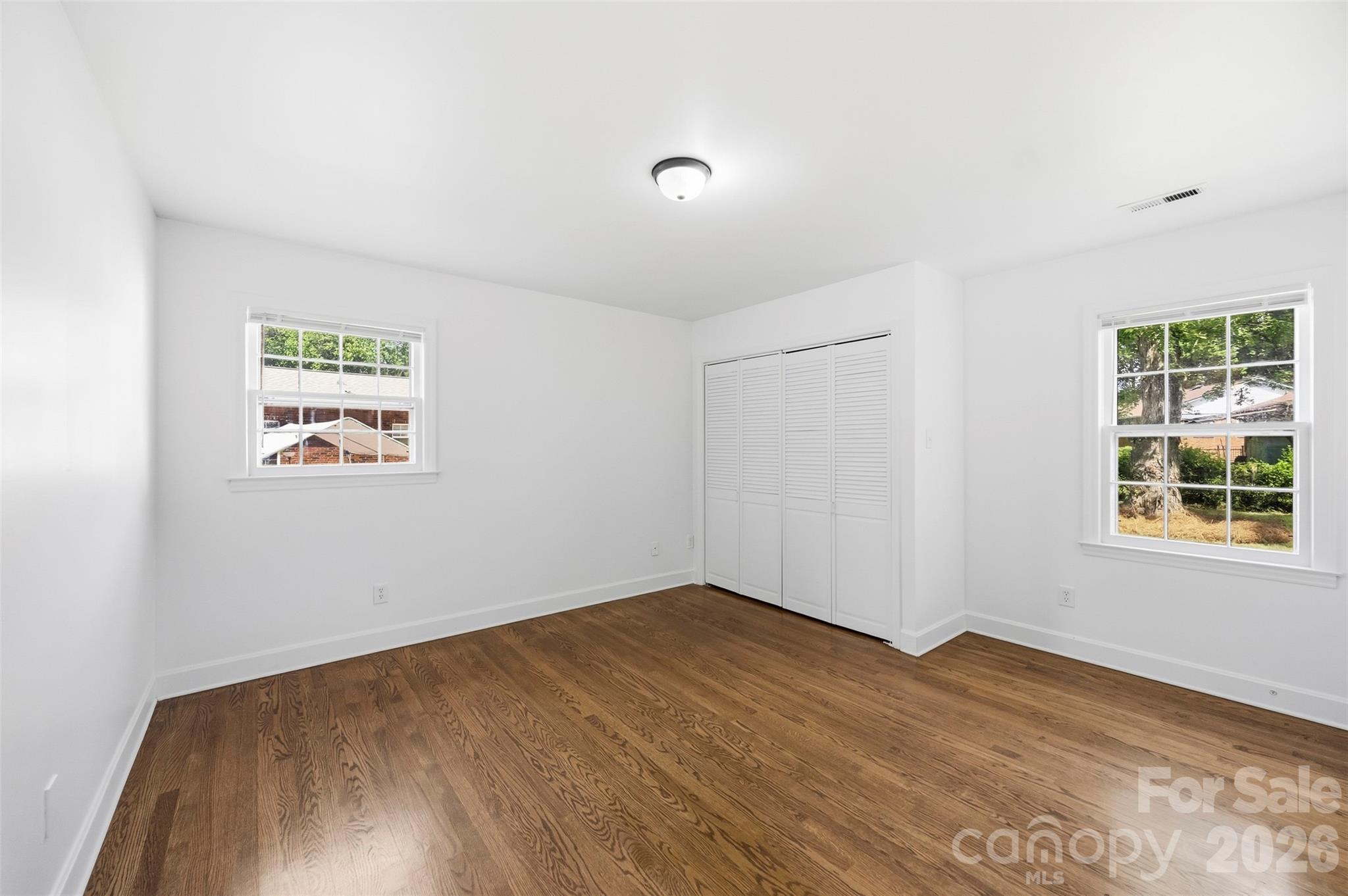 4700 Woodway Place Property Photo 14