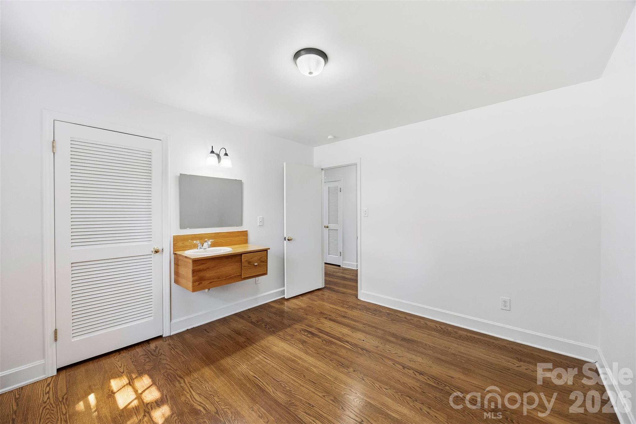 4700 Woodway Place Property Photo 25