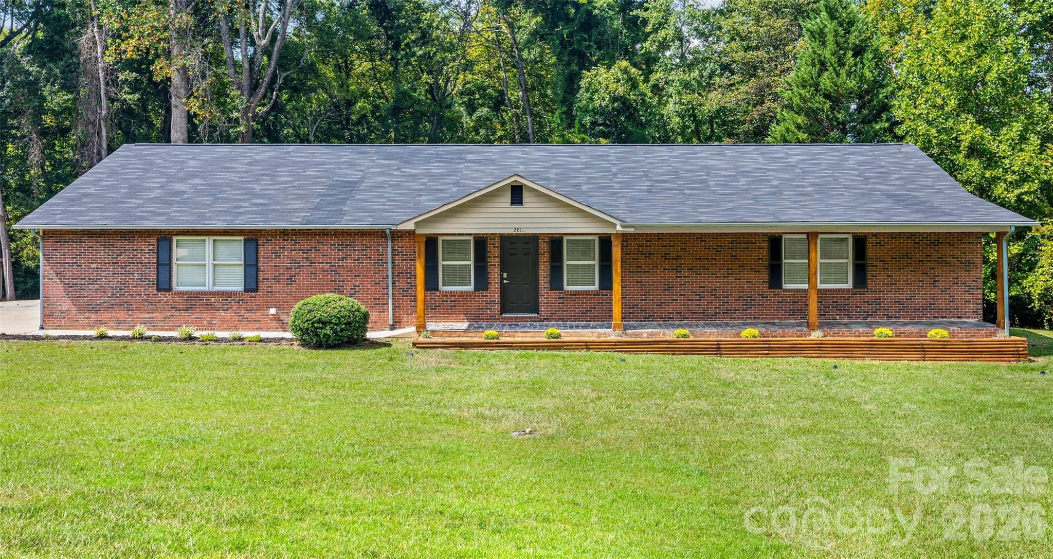 281 Schoolside Drive Property Photo 1