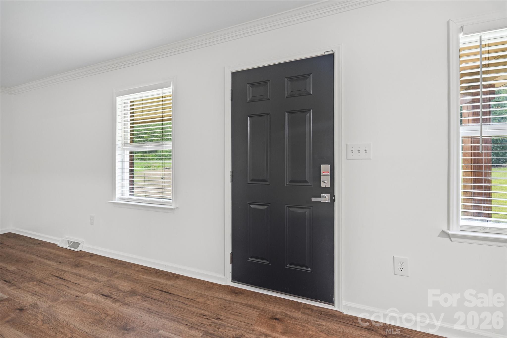 281 Schoolside Drive Property Photo 3
