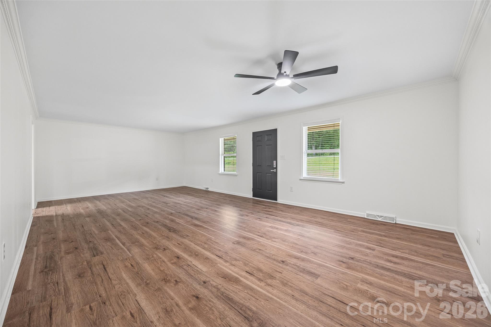 281 Schoolside Drive Property Photo 5