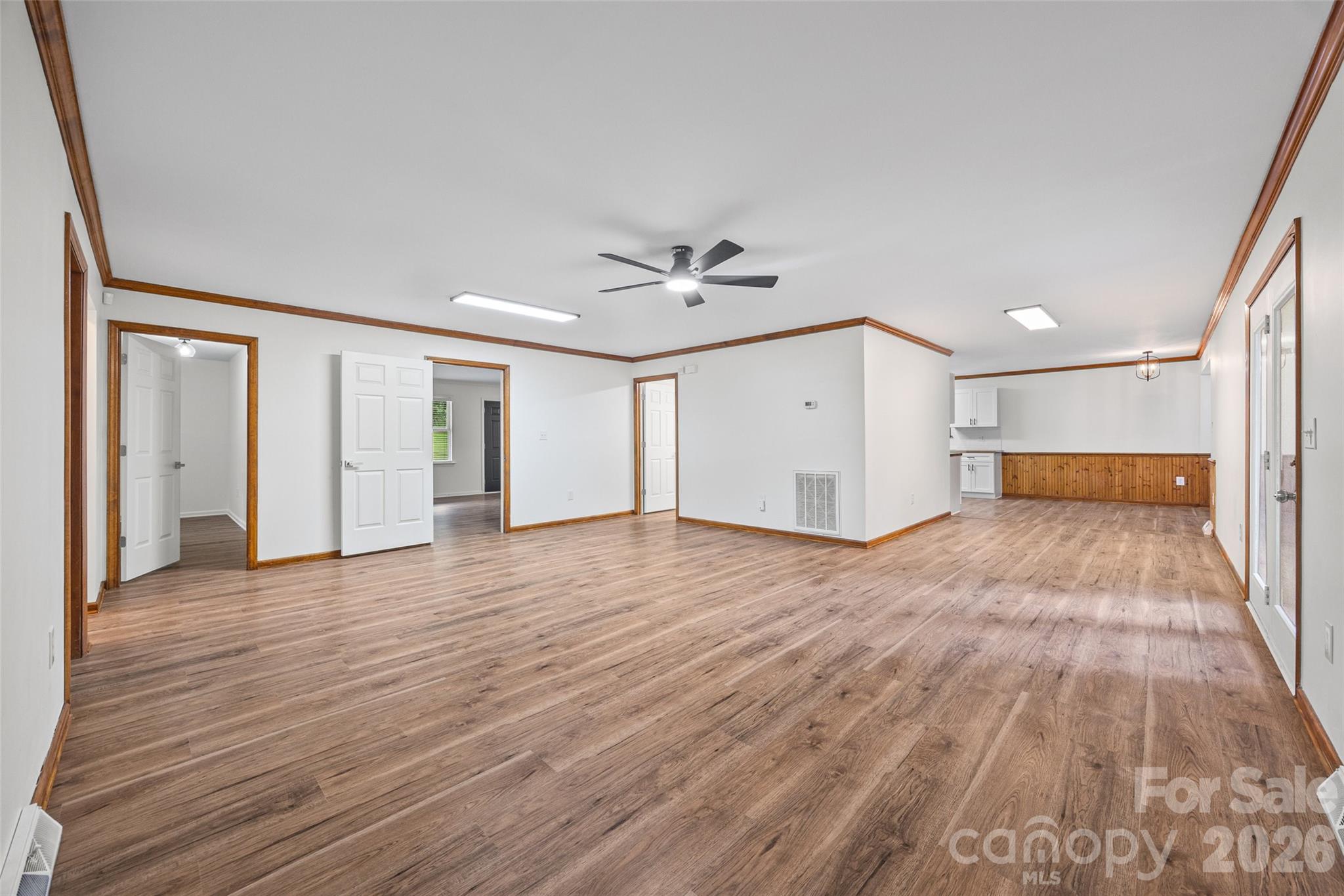 281 Schoolside Drive Property Photo 8