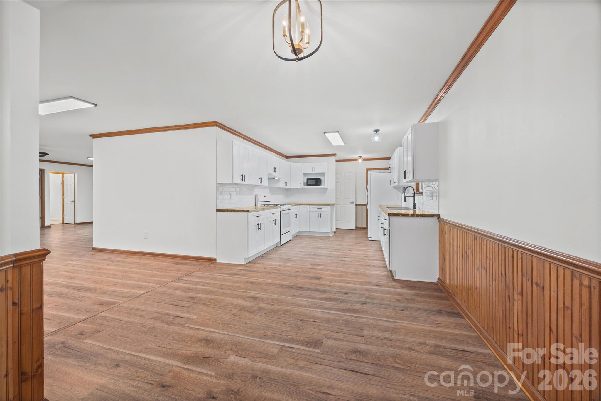 281 Schoolside Drive Property Photo 12