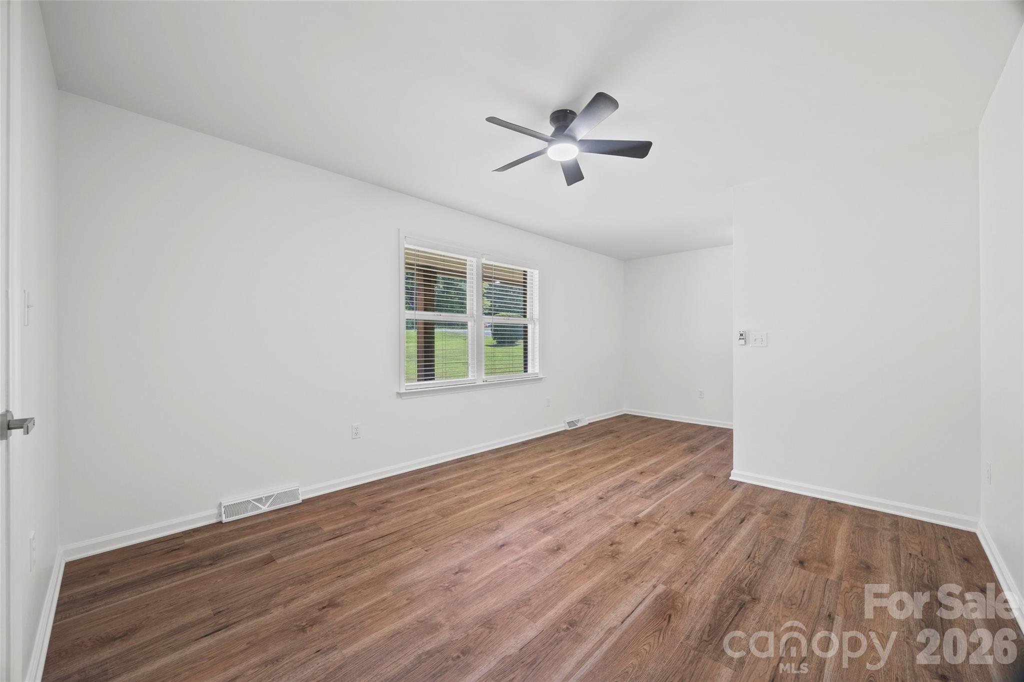 281 Schoolside Drive Property Photo 19
