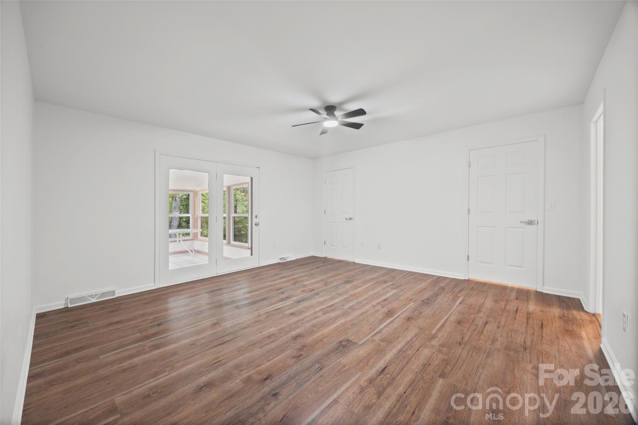 281 Schoolside Drive Property Photo 21