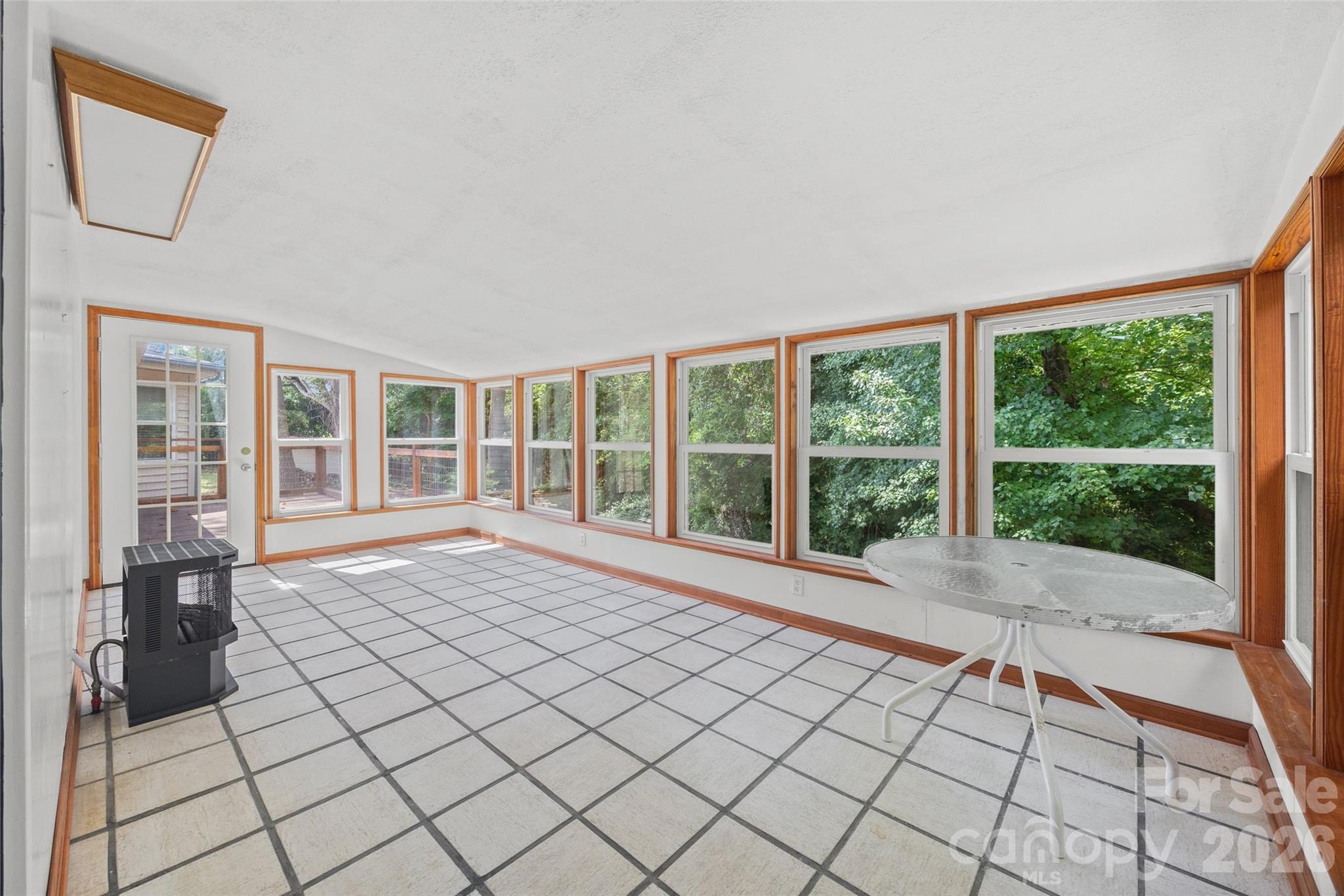 281 Schoolside Drive Property Photo 27