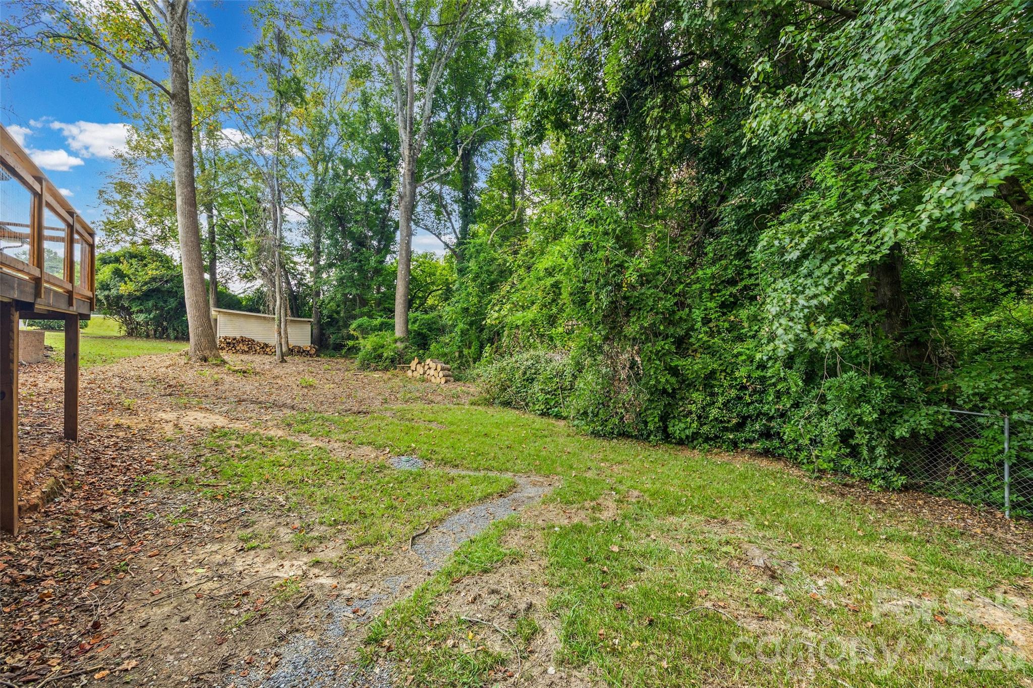 281 Schoolside Drive Property Photo 34