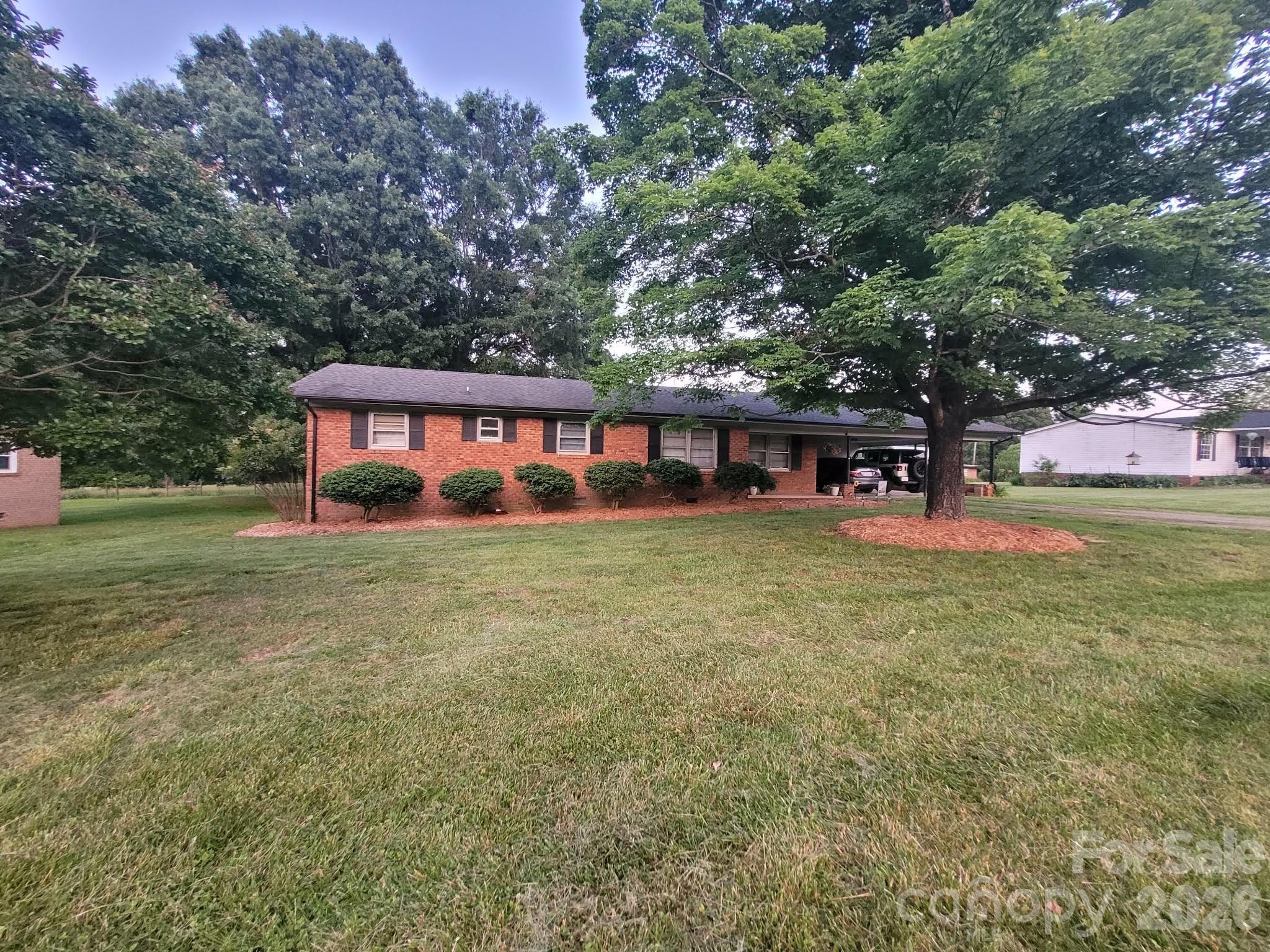 164 Davidson Court Property Photo 1
