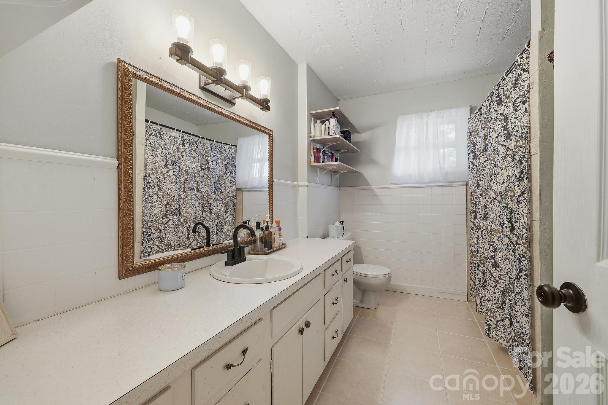 164 Davidson Court Property Photo 22