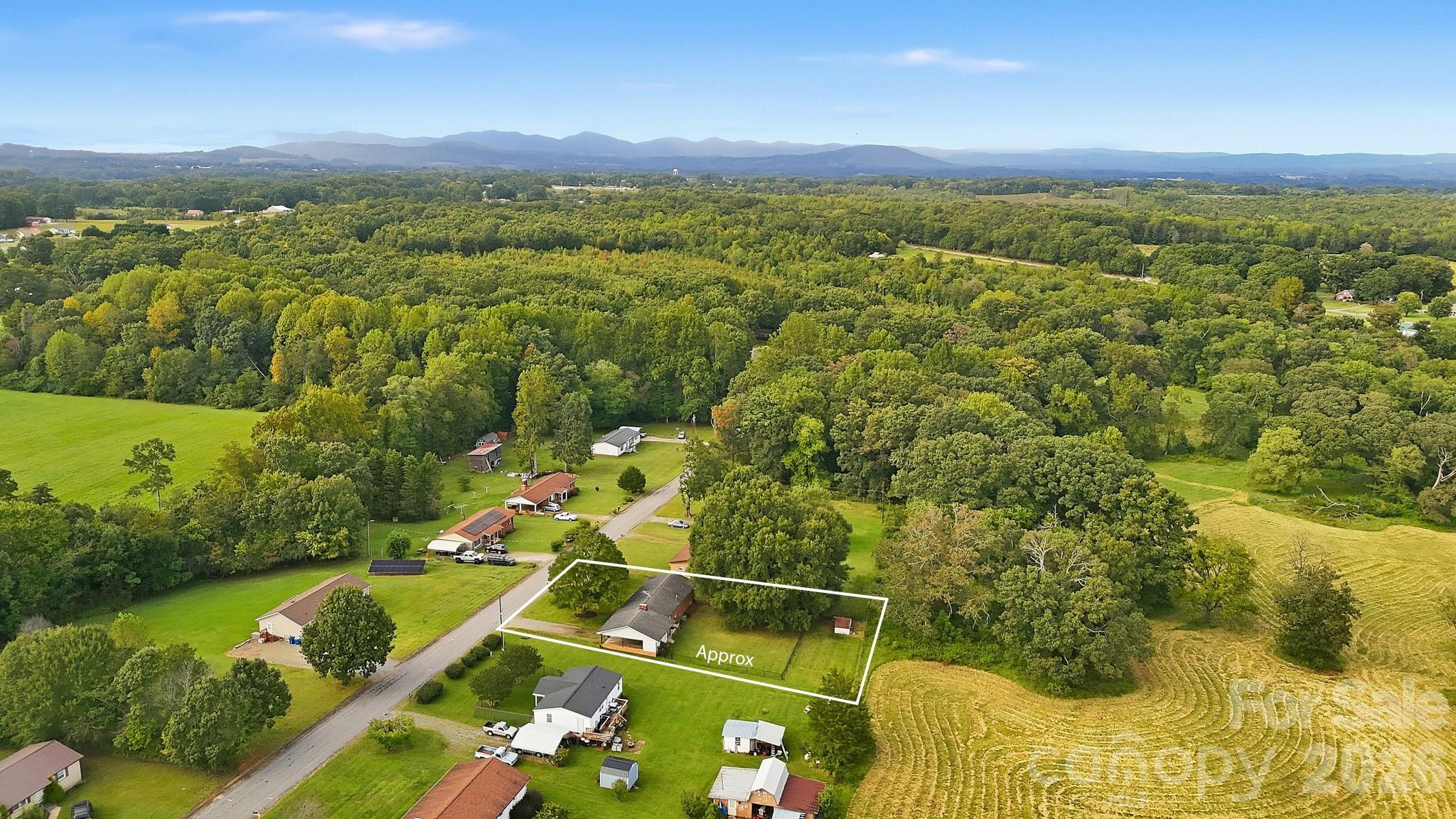 164 Davidson Court Property Photo 28