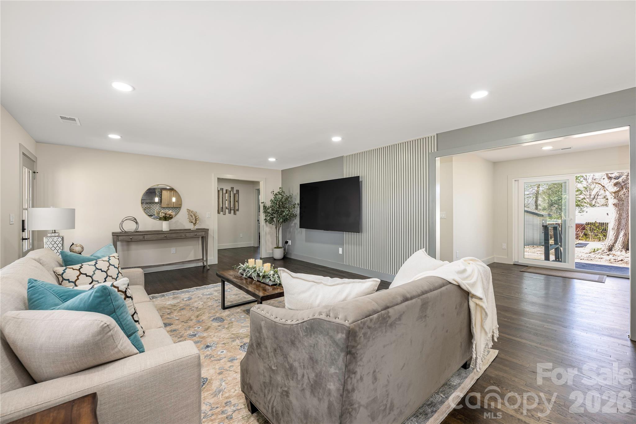 1713 Davis Park Road Property Photo 10