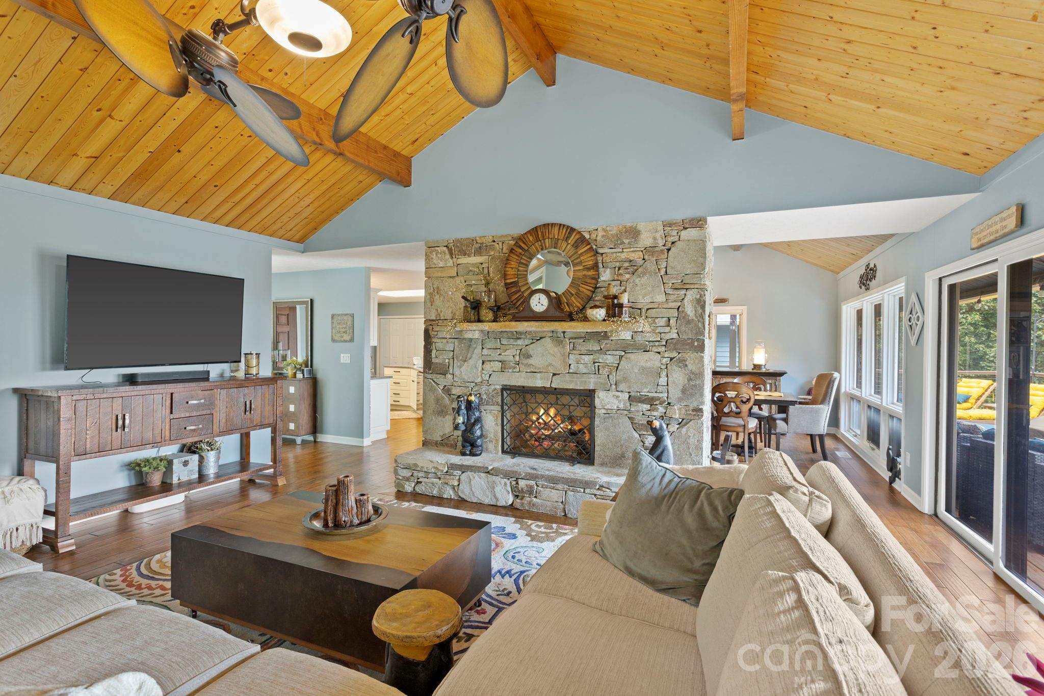 257 Dalhousie Court Property Photo 10
