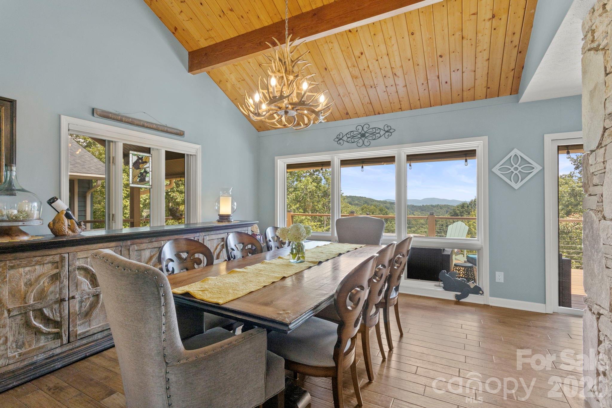 257 Dalhousie Court Property Photo 11