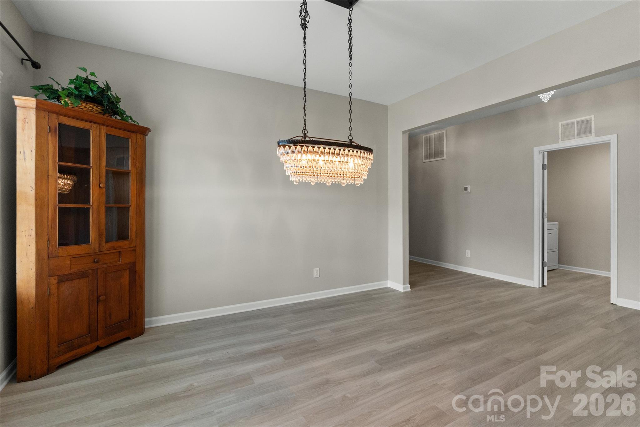 2602 White Pines Court Property Photo 10