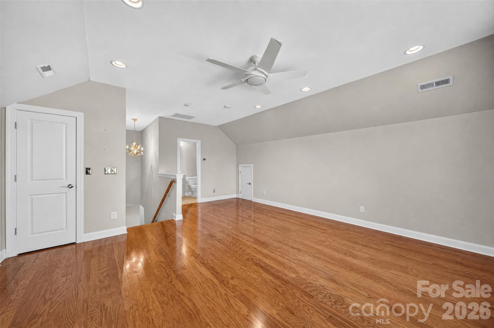 9524 Heritage Farm Avenue Property Photo 13