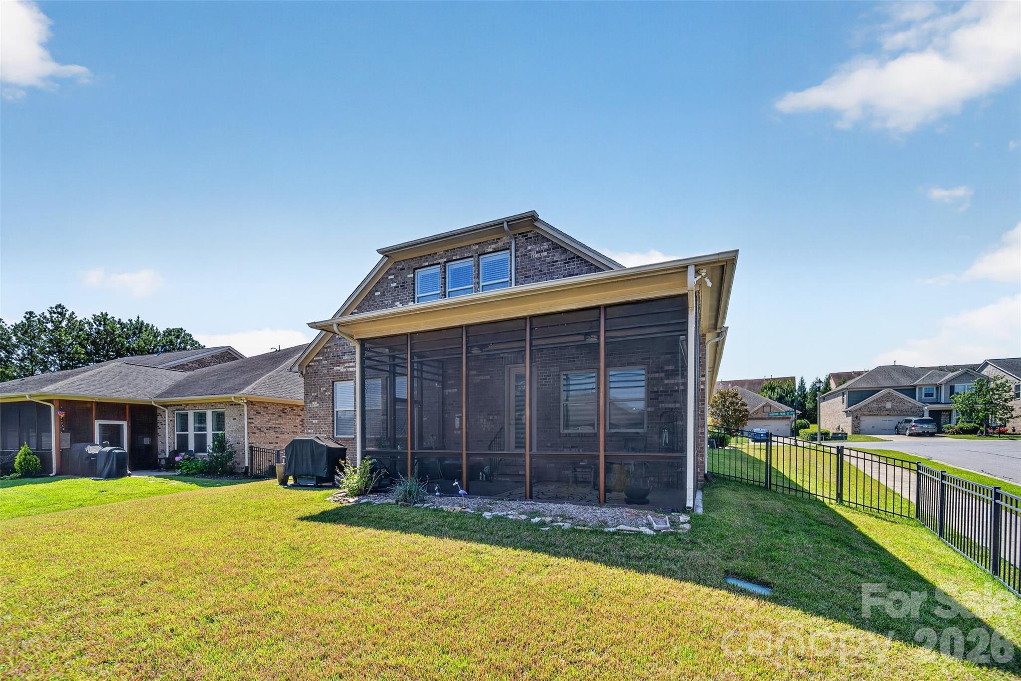 9524 Heritage Farm Avenue Property Photo 19