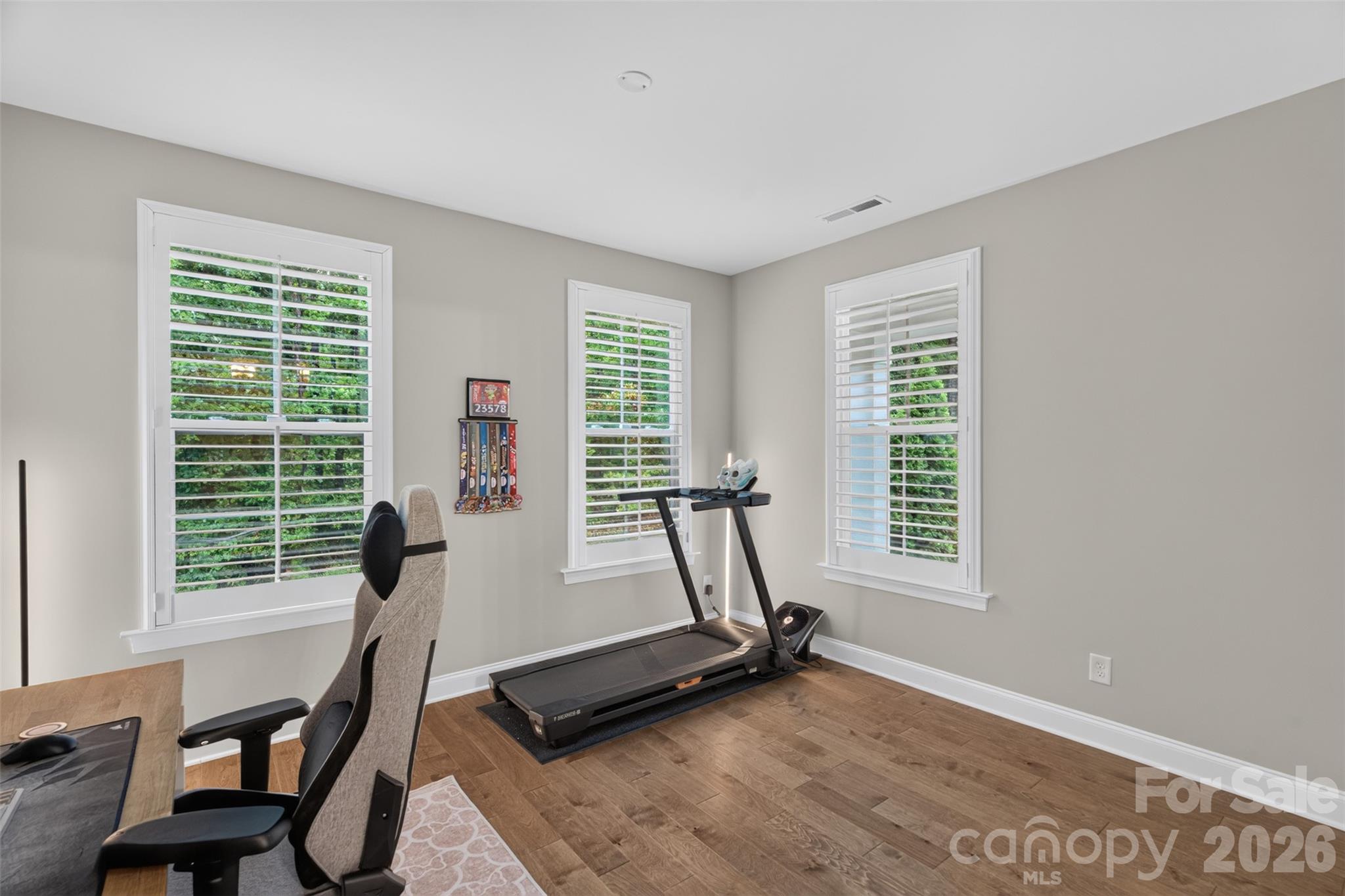6601 Harbor Oaks Drive Property Photo 3