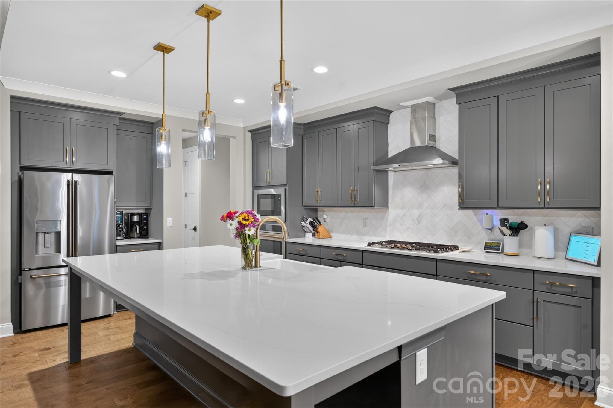 6601 Harbor Oaks Drive Property Photo 12