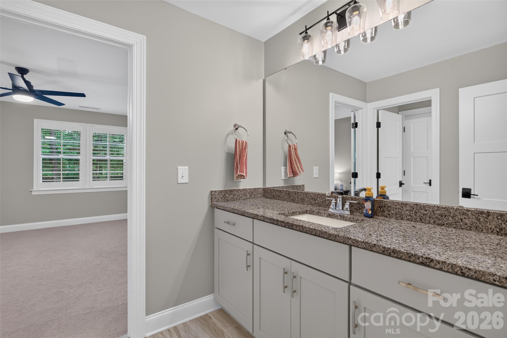 6601 Harbor Oaks Drive Property Photo 27
