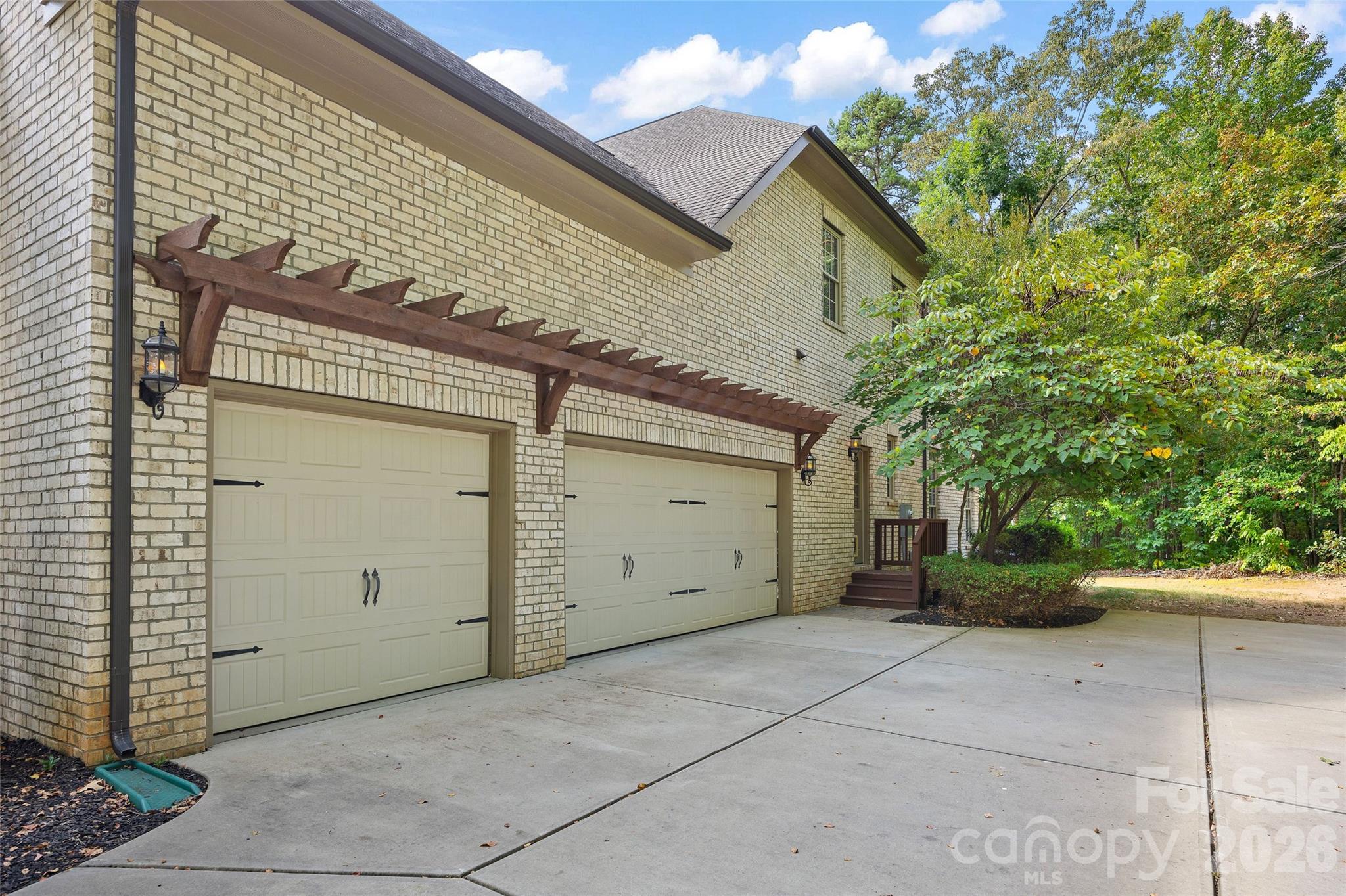 1623 Hawkstone Drive Property Photo 20