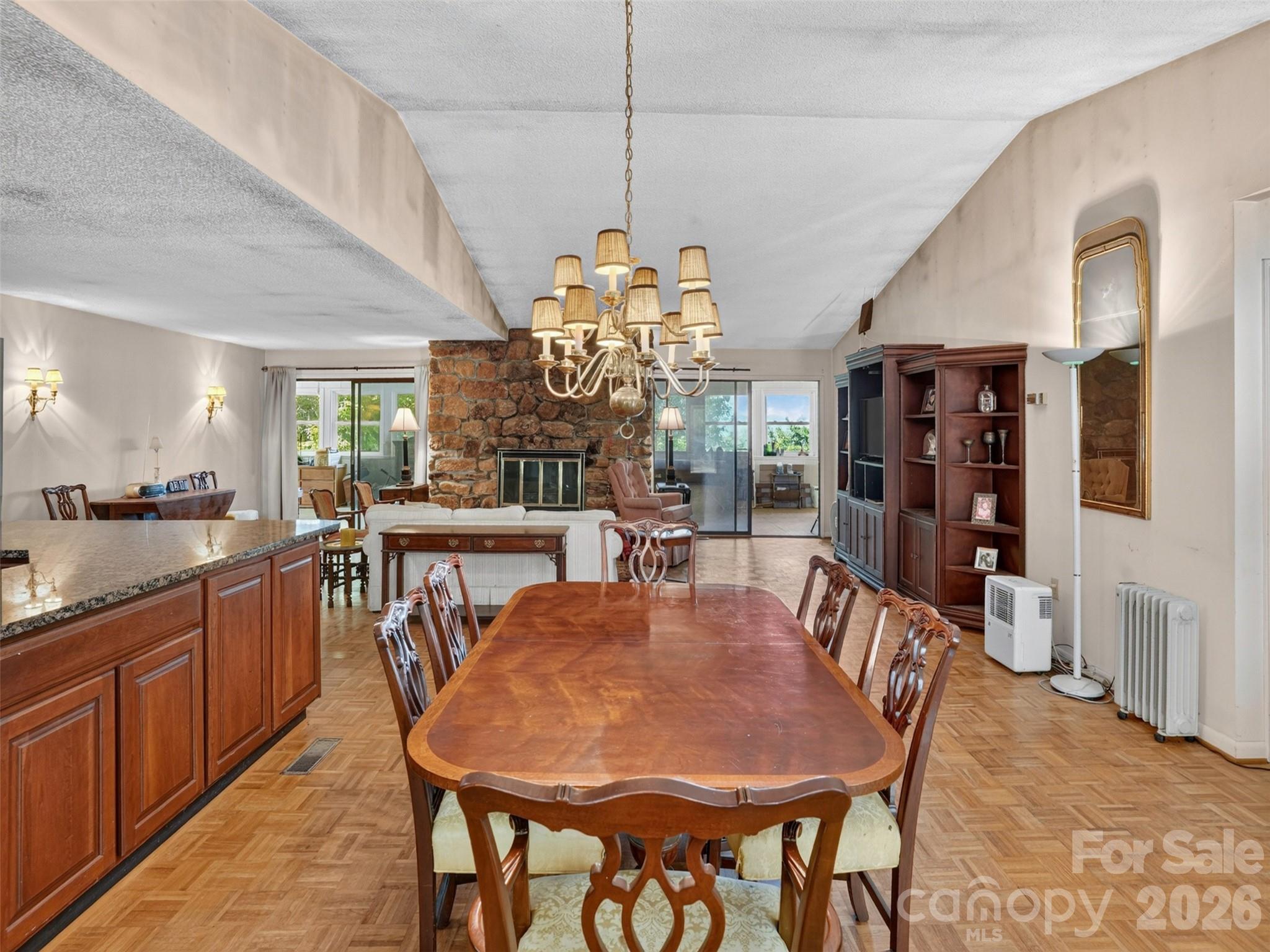 484 Briar Patch Lane Property Photo 4