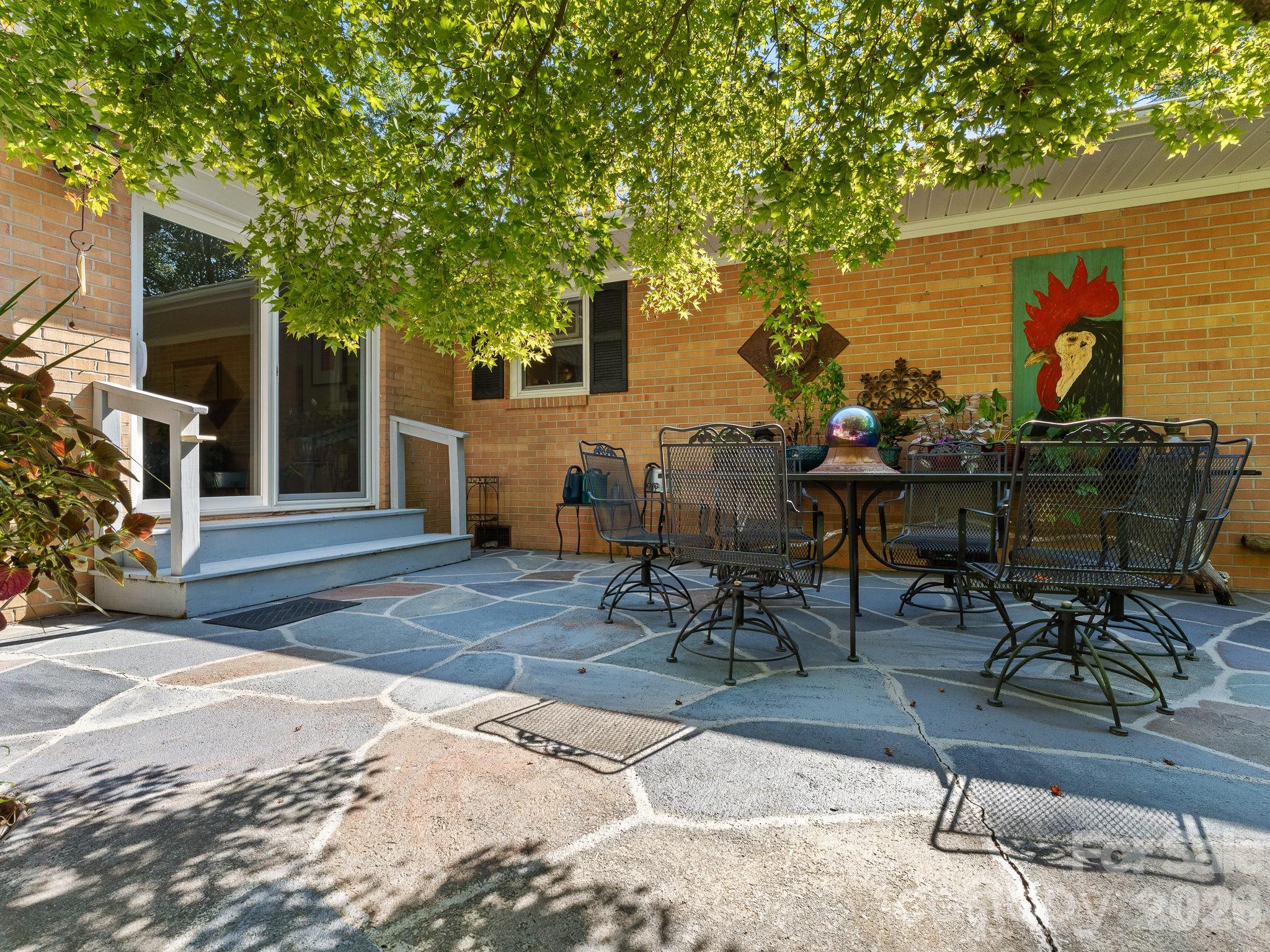 51 Parkview Drive Property Photo 25