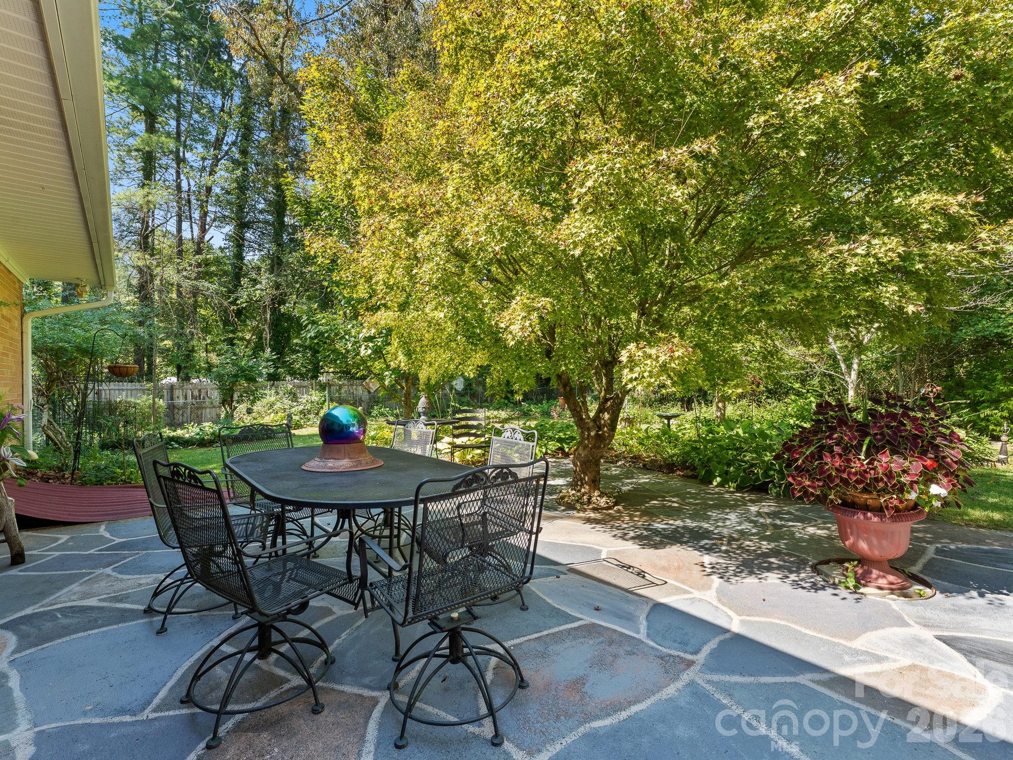 51 Parkview Drive Property Photo 26