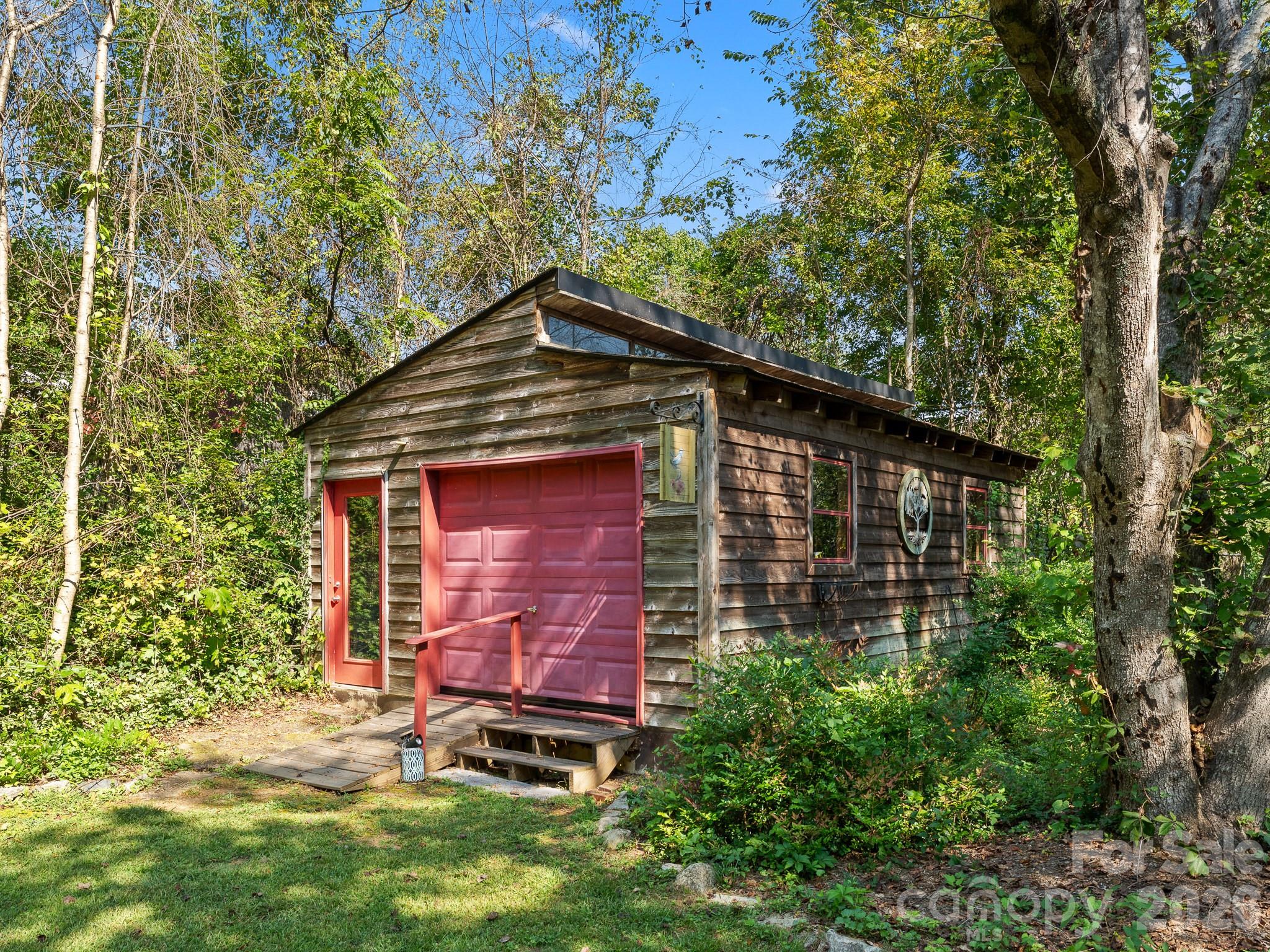 51 Parkview Drive Property Photo 31