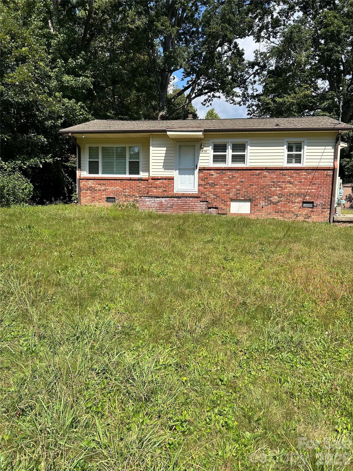 110 9th Street Property Photo 2