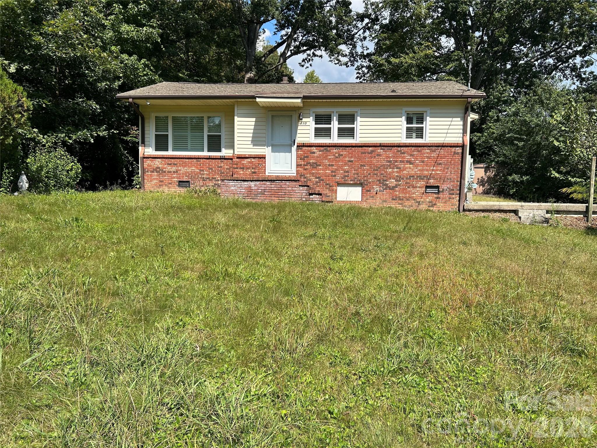 110 9th Street Property Photo 3