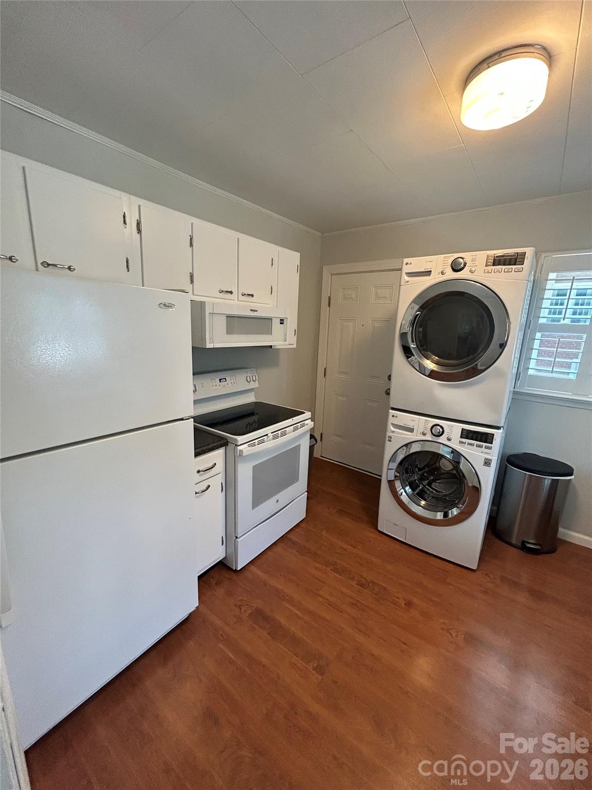 110 9th Street Property Photo 12