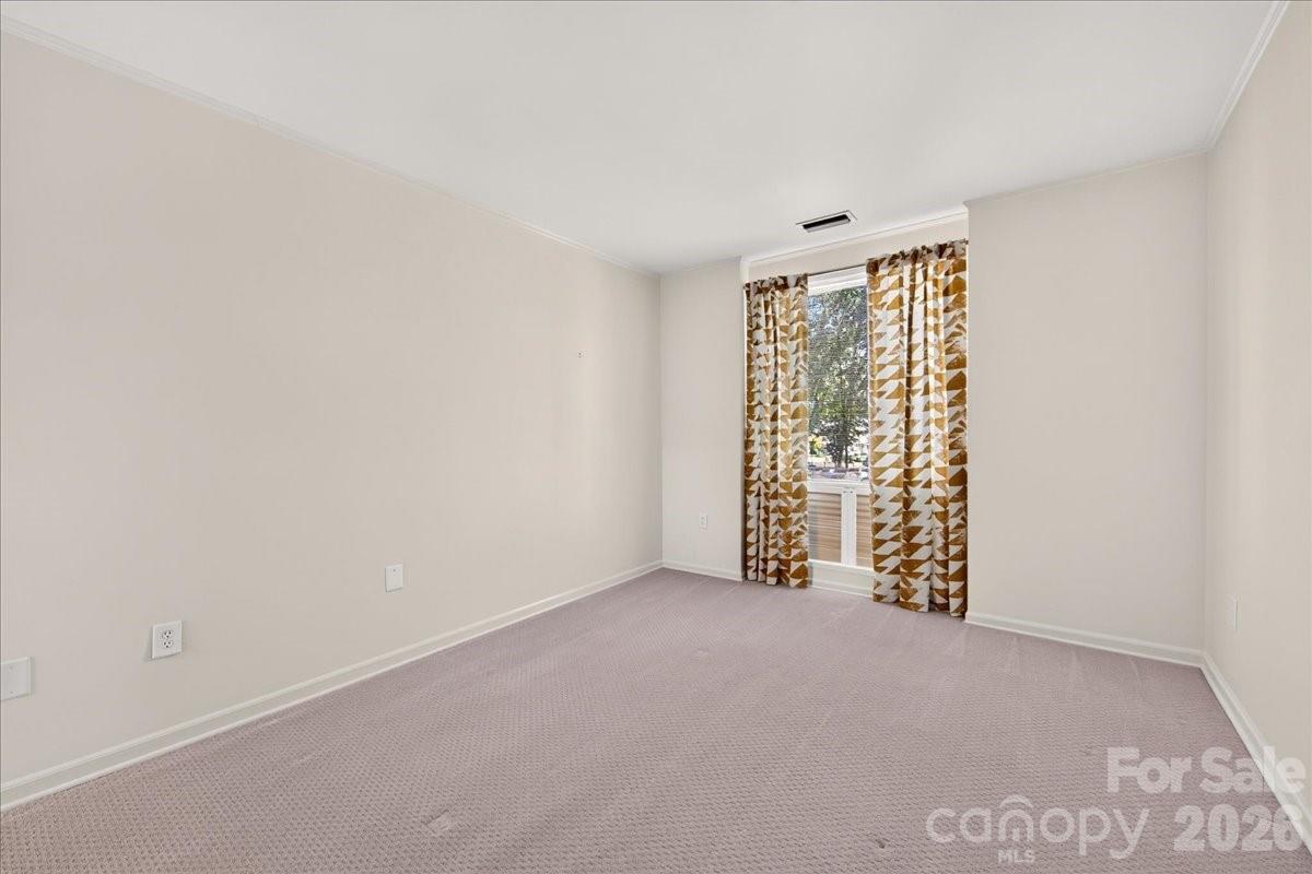 906 Cherokee Road Property Photo 25