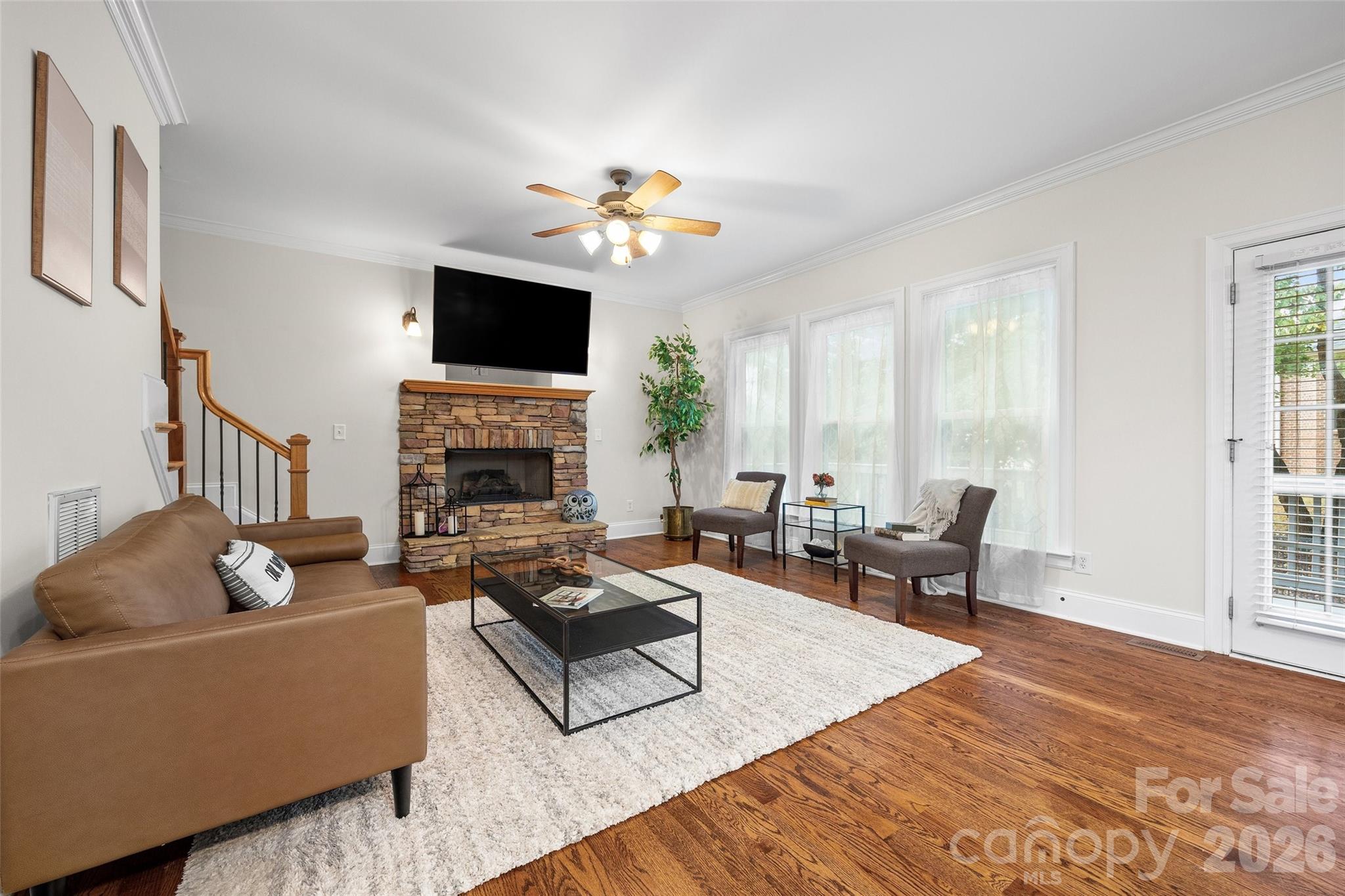 1312 Muirfield Court Property Photo 5