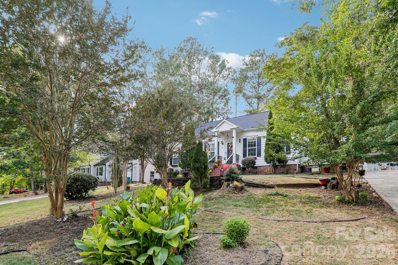 1116 Somersby Lane Property Photo 2