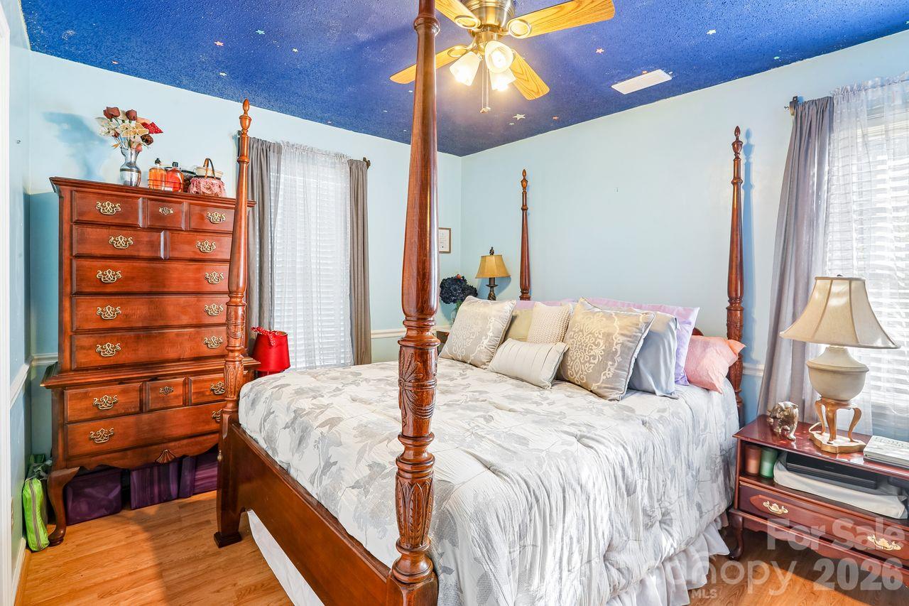 1116 Somersby Lane Property Photo 20