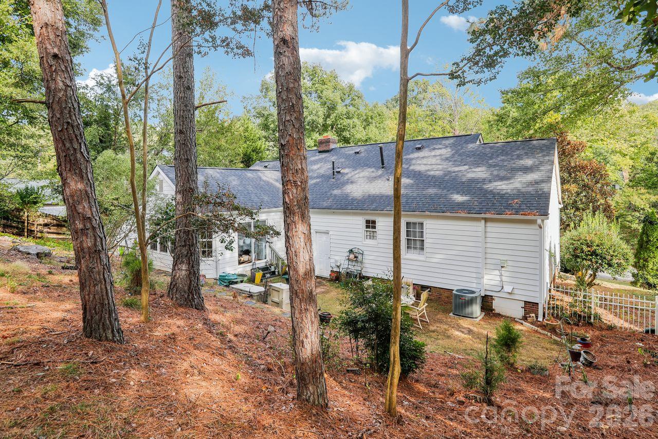 1116 Somersby Lane Property Photo 29